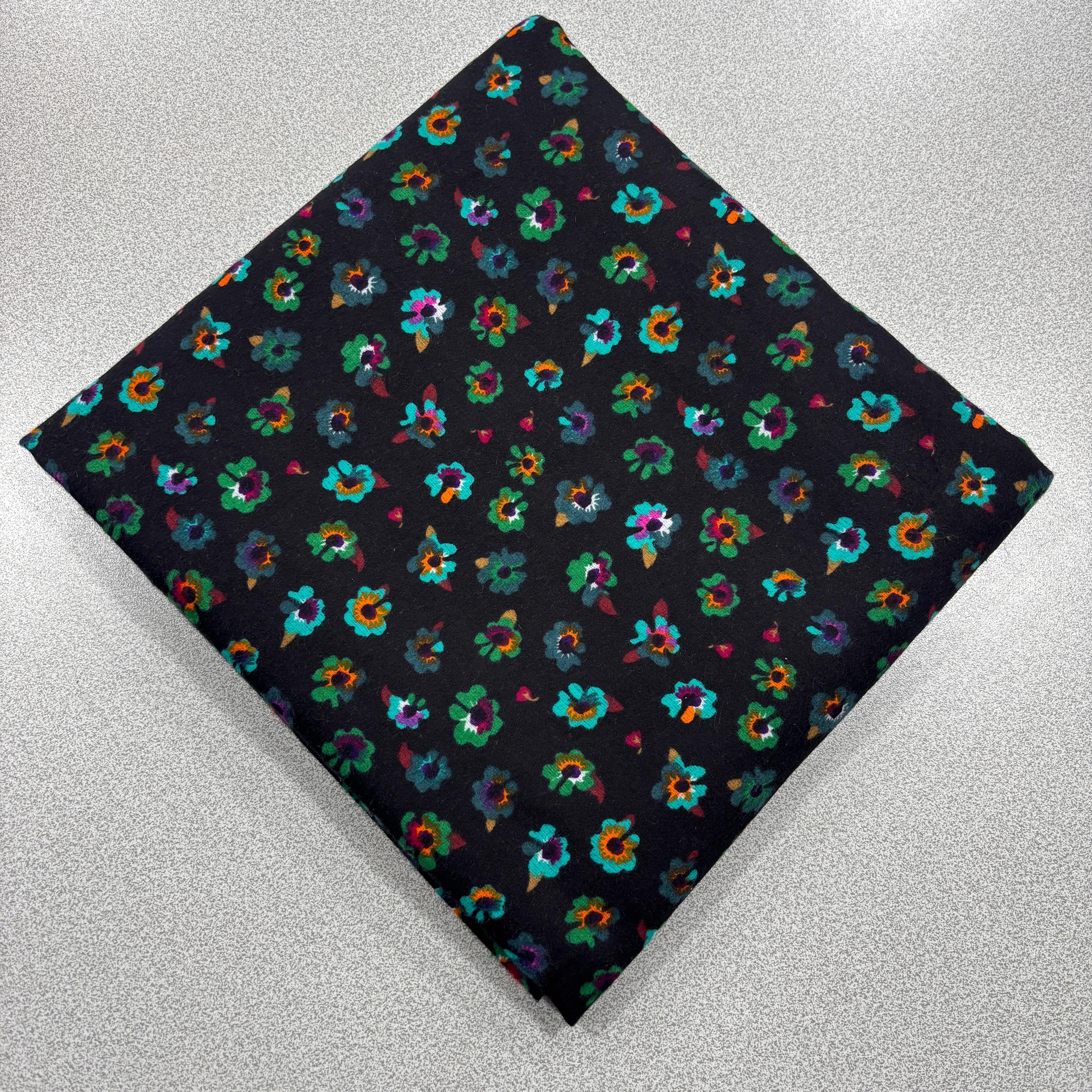 Flowers Yeşil 175*90 Cm Parça Divitin Pazen Kumaş