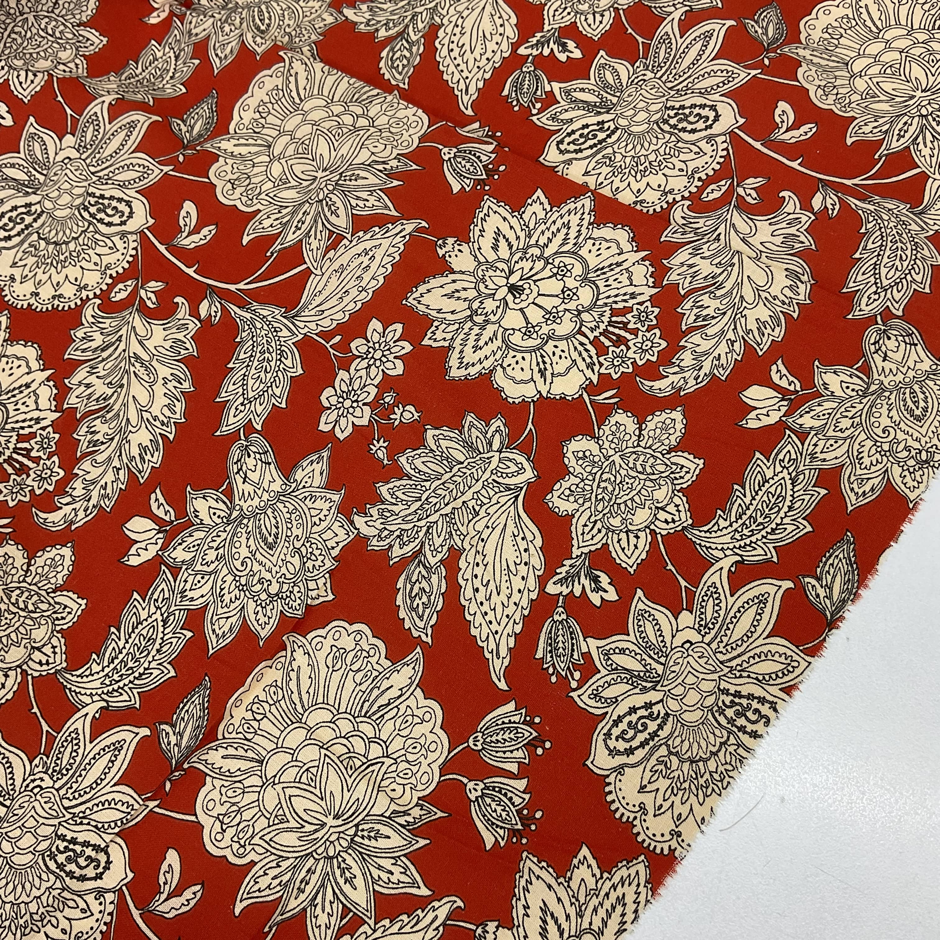 Kiremit Çiçekler Premium Poplin Kumaş