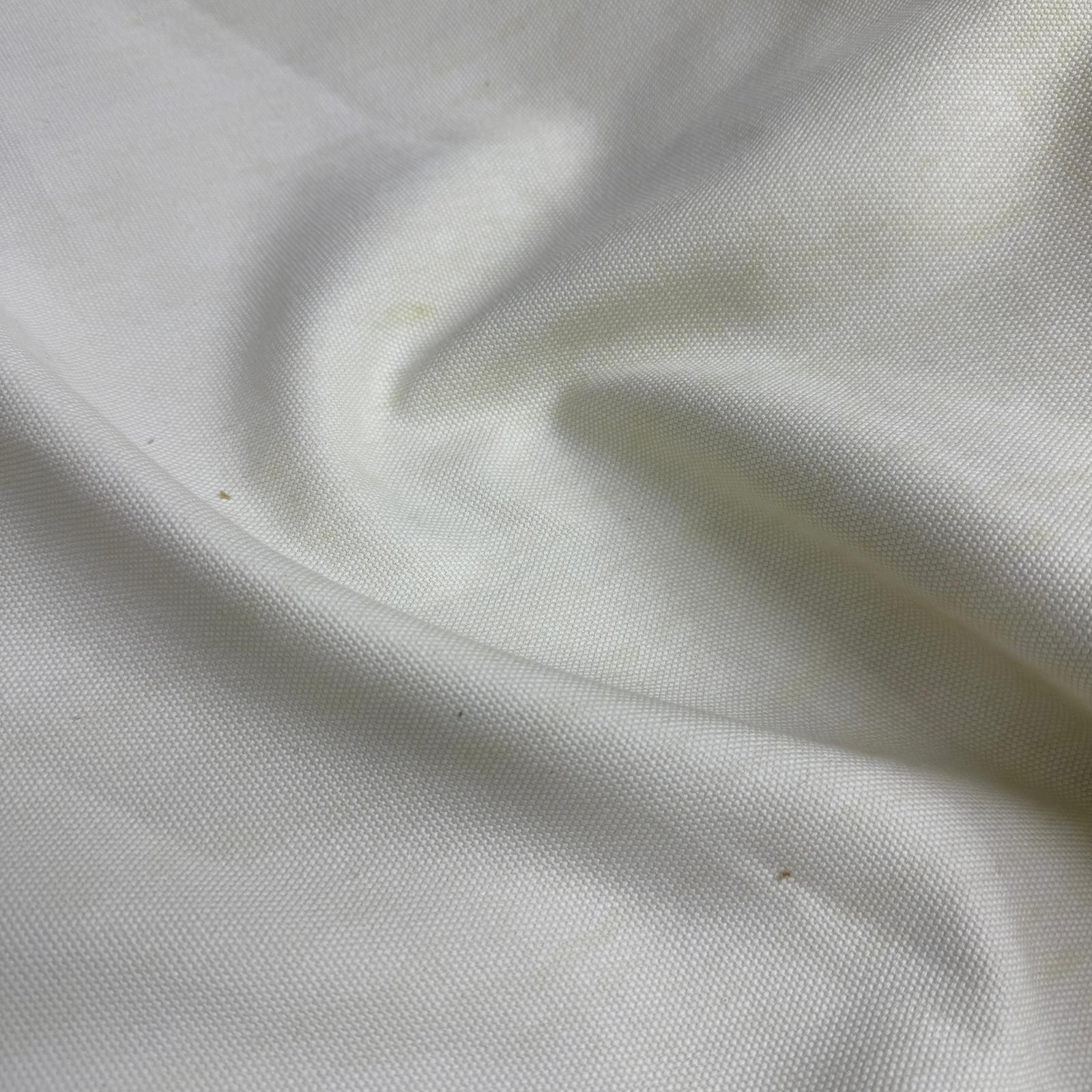 Iskarta Defolu Kırık Beyaz Kanvas Kumaş