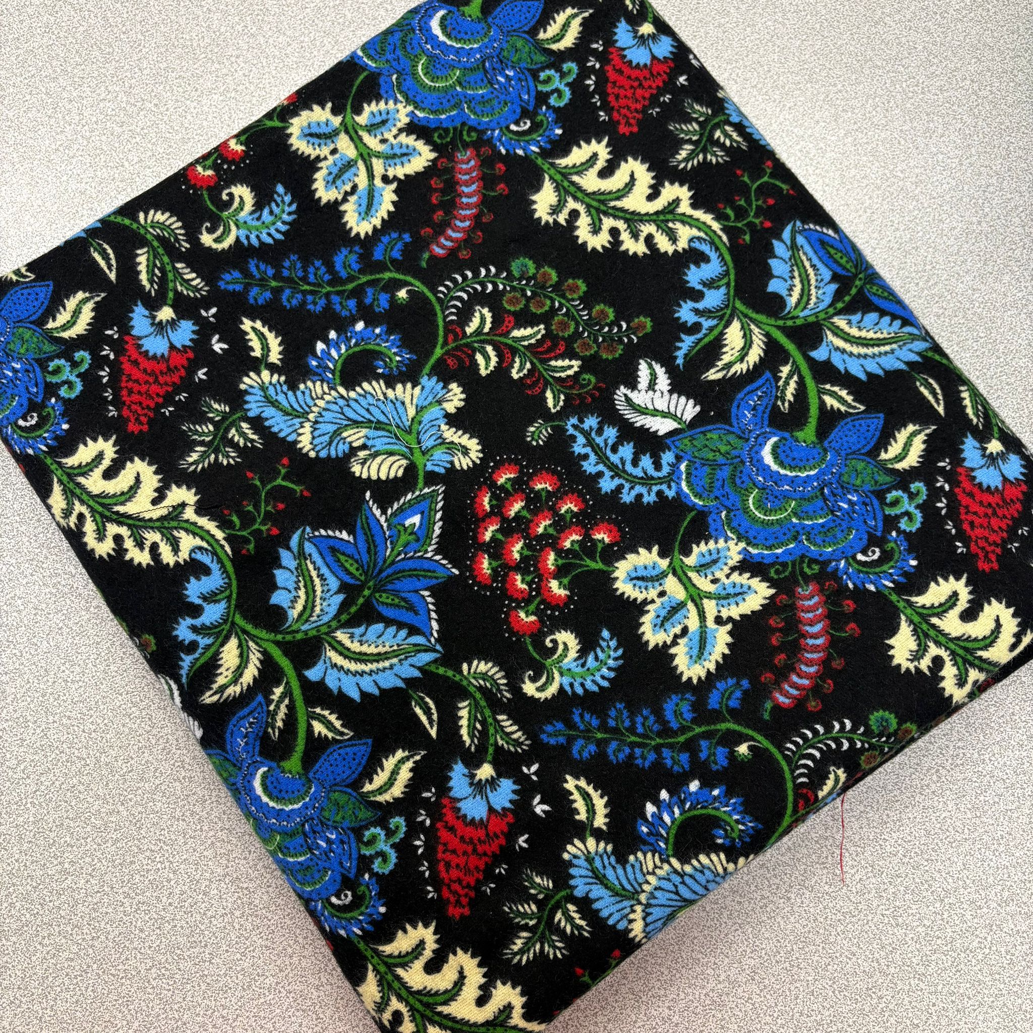 No: 67 250*90 Cm Parça Pazen Kumaş 