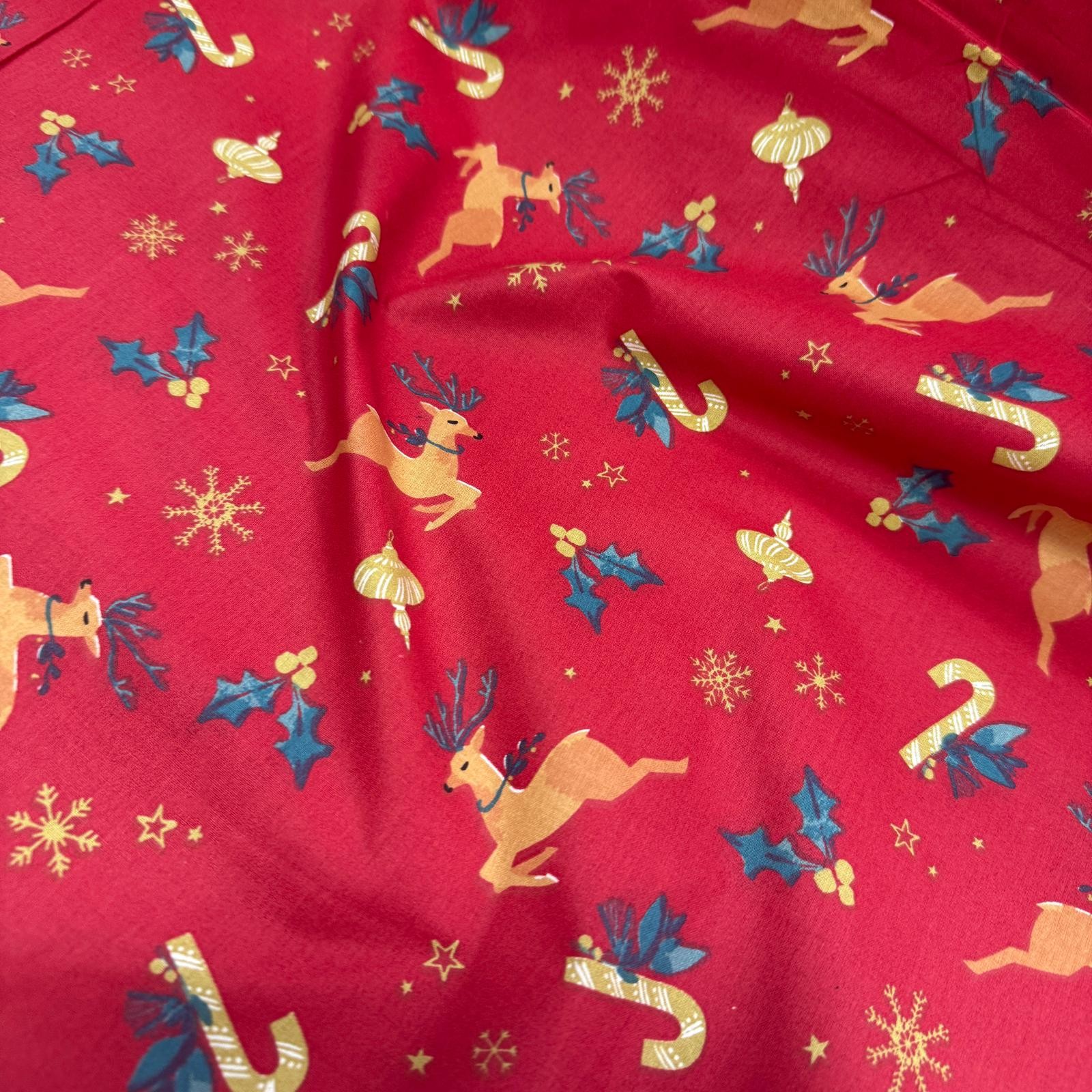 Yılbaşı Geyikler Premium Poplin Kumaş