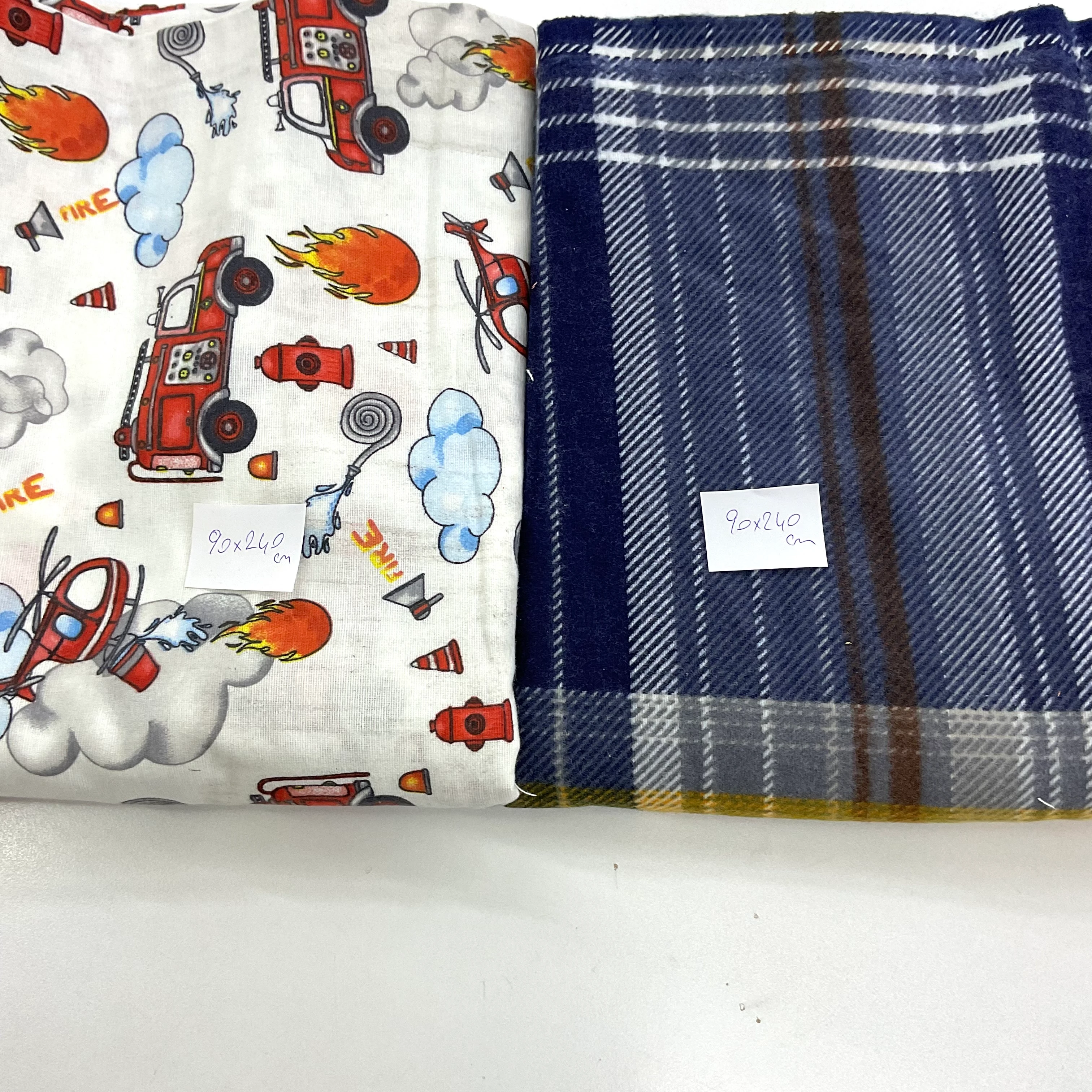 Hafif Defolu 2 li Set Parça Pazen Kumaş 