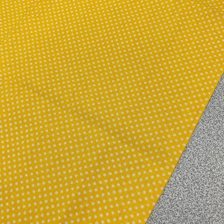 Sarı Küçük Puantiyeli Poplin Kumaş