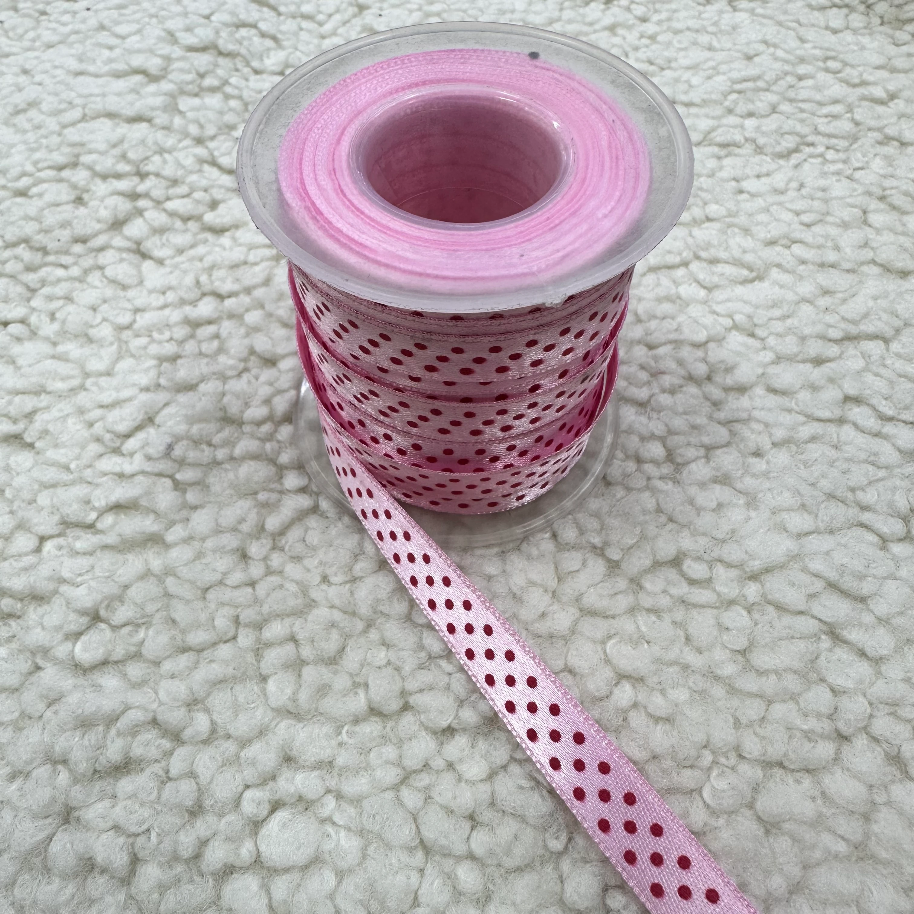 25 mt.Hoşgeldin Bebek Pembeye Kırmızı 1 Cm Saten Kurdele