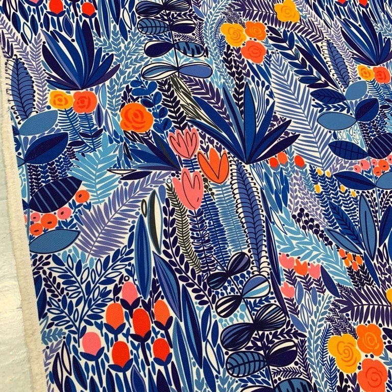 Saks Mavi Çiçekler Dijital Baskı Kumaş
