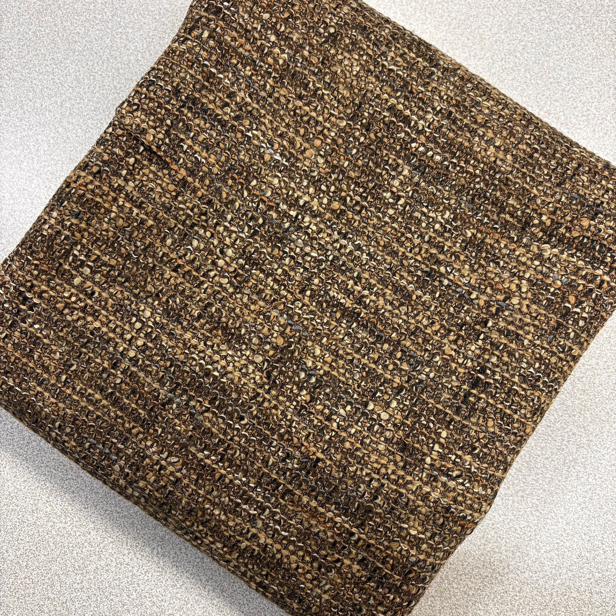 No:142 135*140 cm Parça Şanel Kumaş