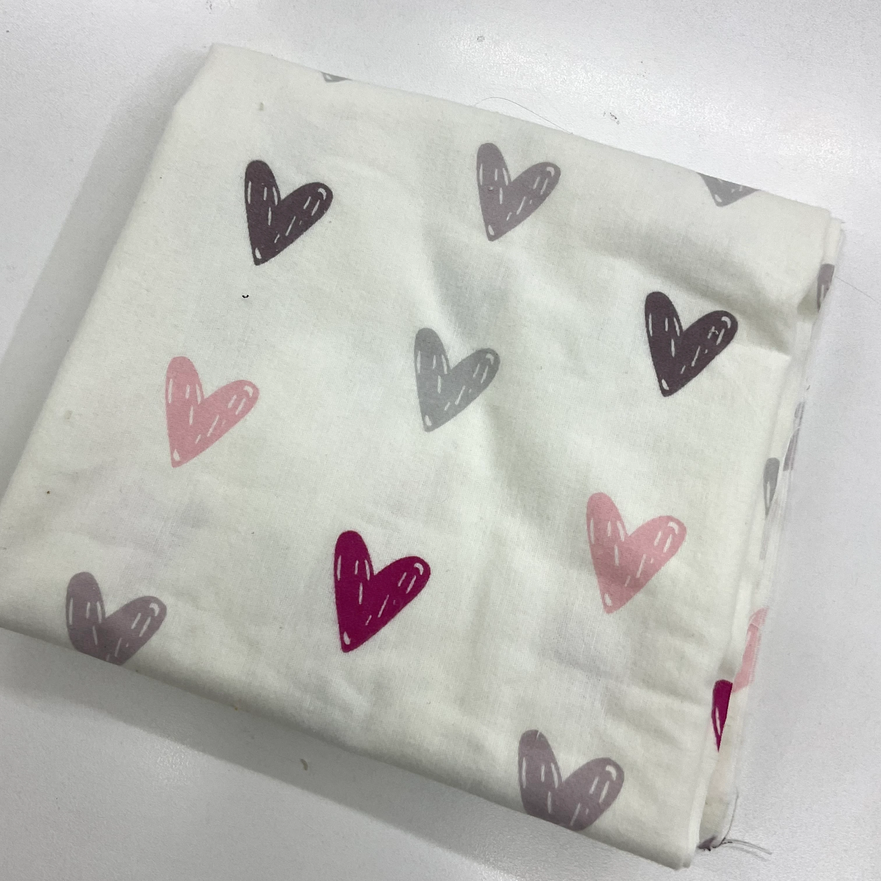 Pembe Kalpler 90*100 Cm Parça Pazen Kumaş 