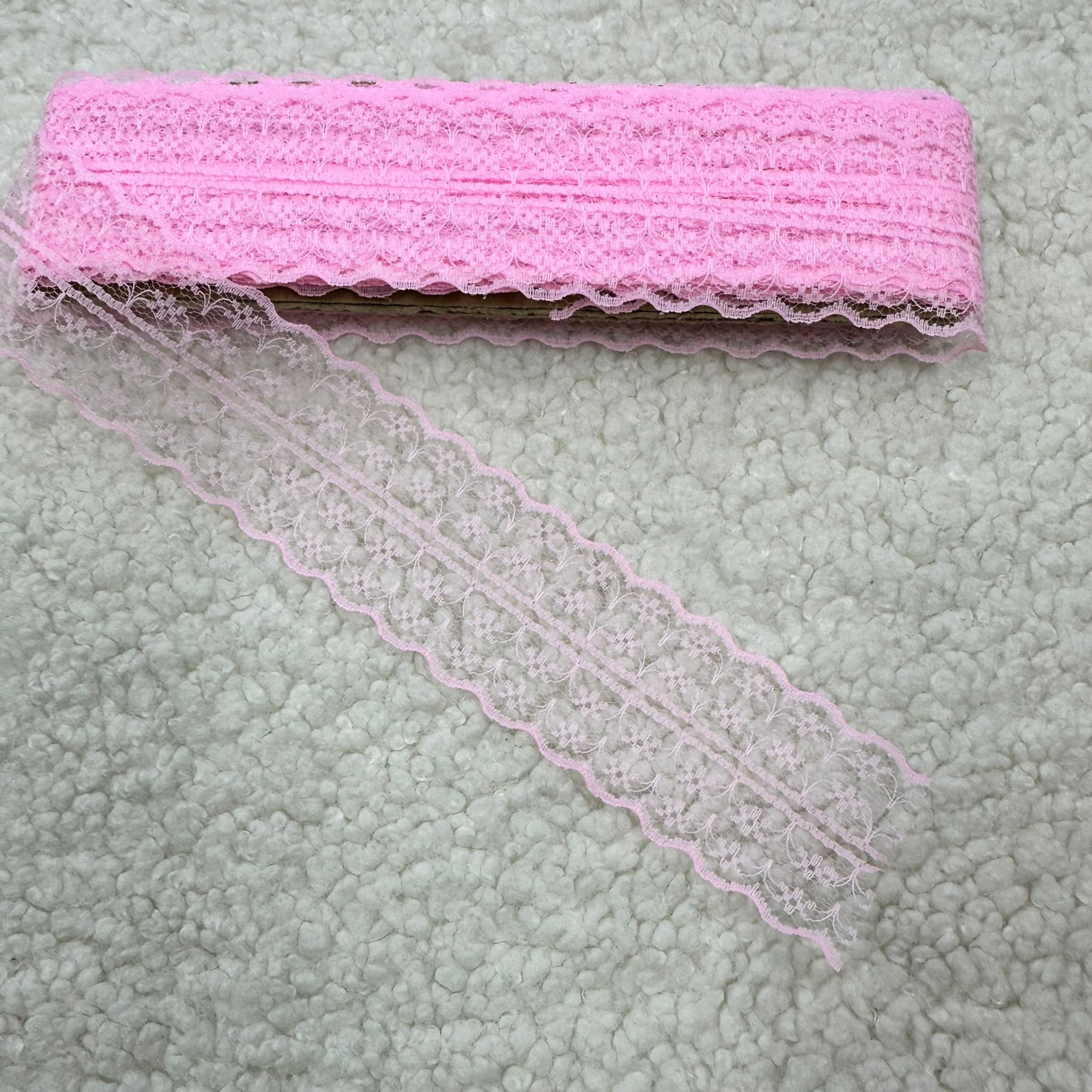 Pembe Çift Taraflı Dantel Güpür Top