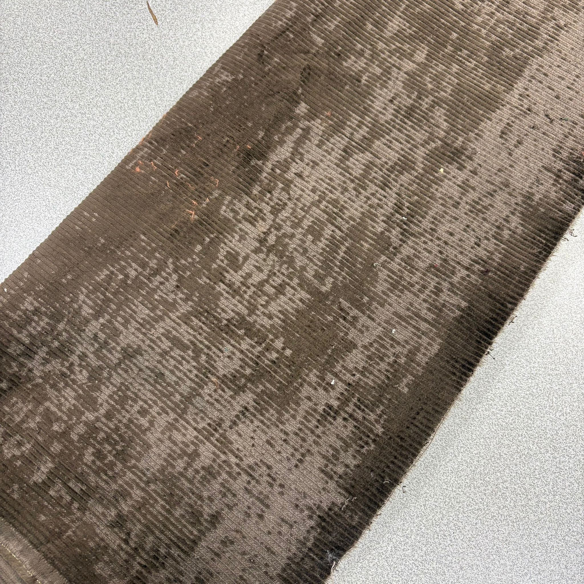 Defolu Çikolata Kahve No:53 160*140 cm Parça Fitilli Kadife Kumaş