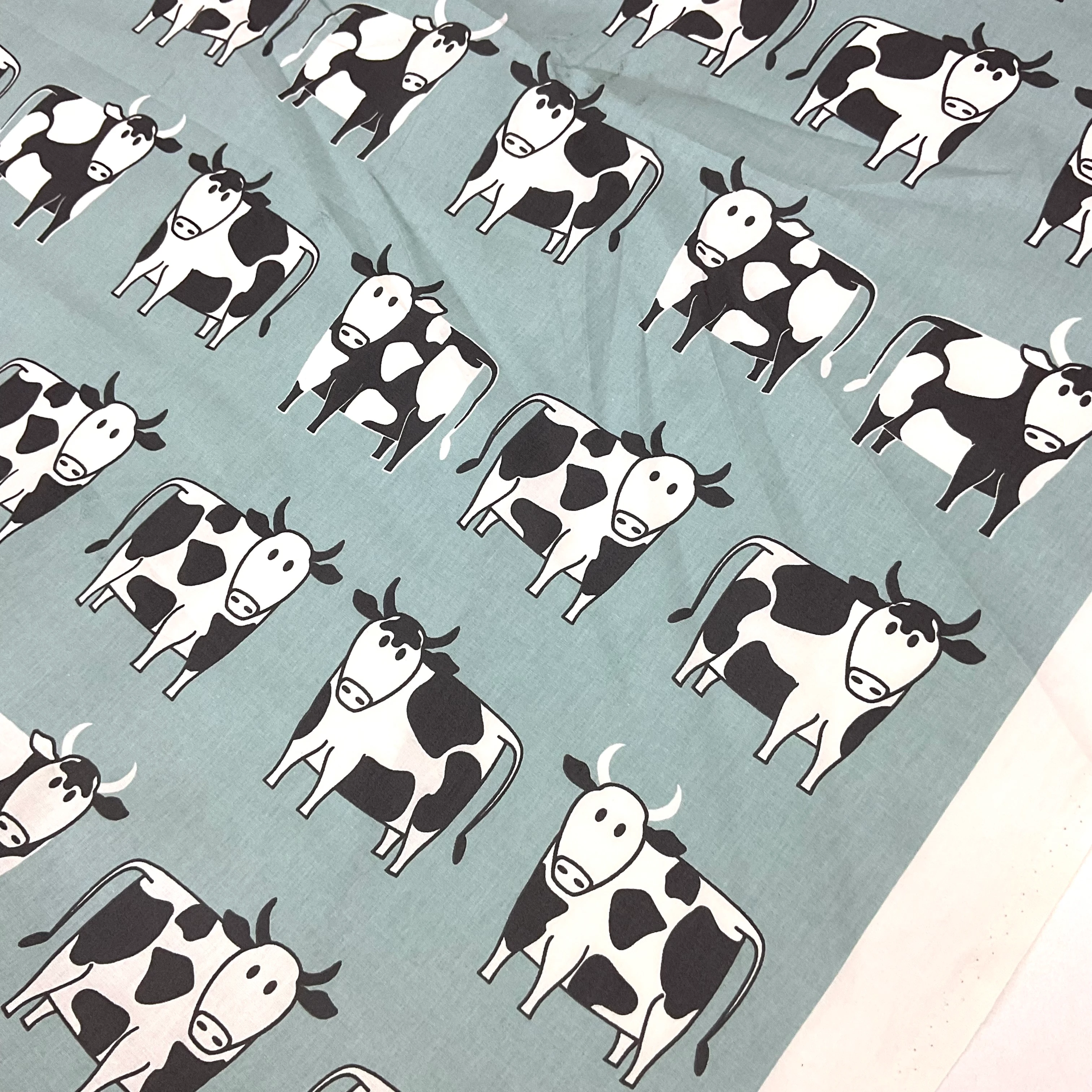 İnekler Premium Poplin Kumaş