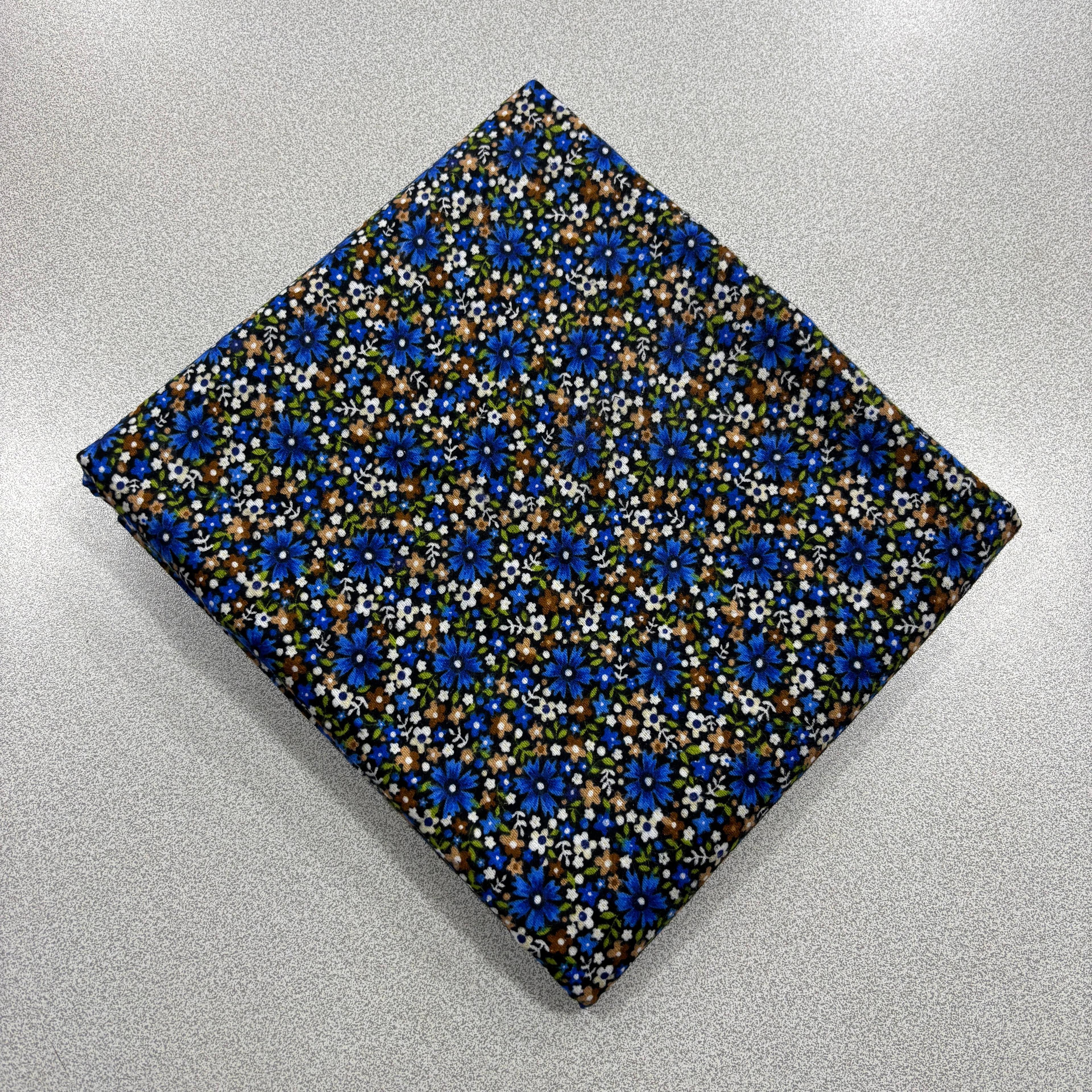 Mavi Çıtır Papatyalar 200*90 Cm Parça Divitin Pazen Kumaş