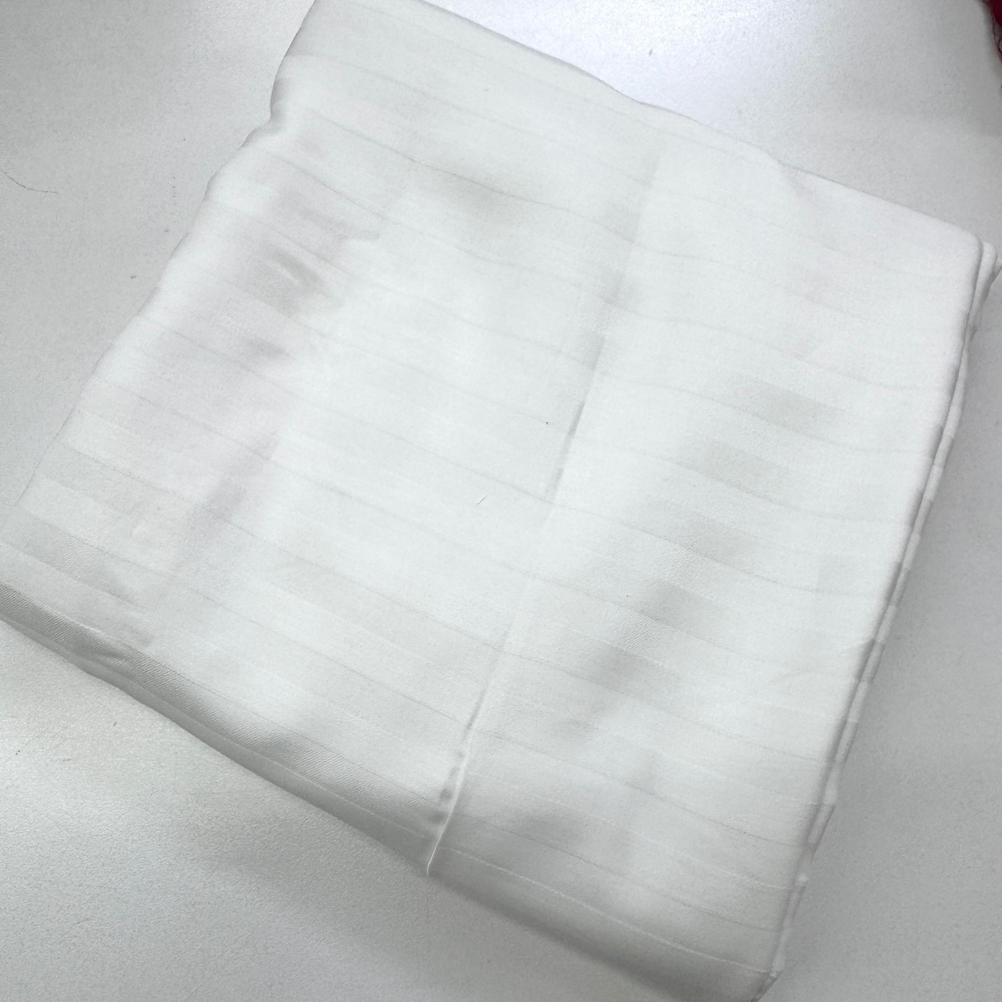 Beyaz Çizgili 150*300 cm Parça Pamuk Saten Kumaş
