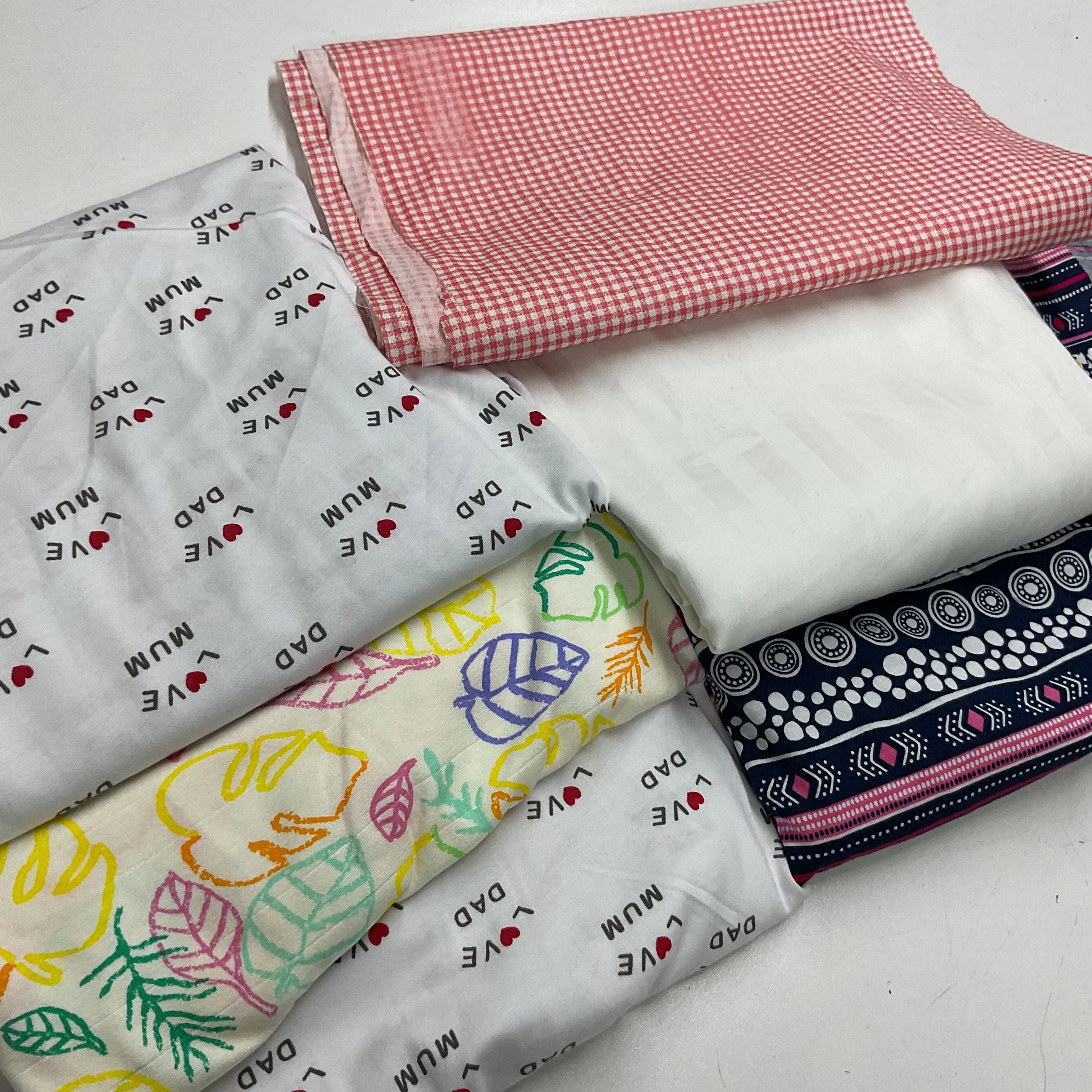 No:58 Defolu Karışık Parça Kumaşlar 1000 gr