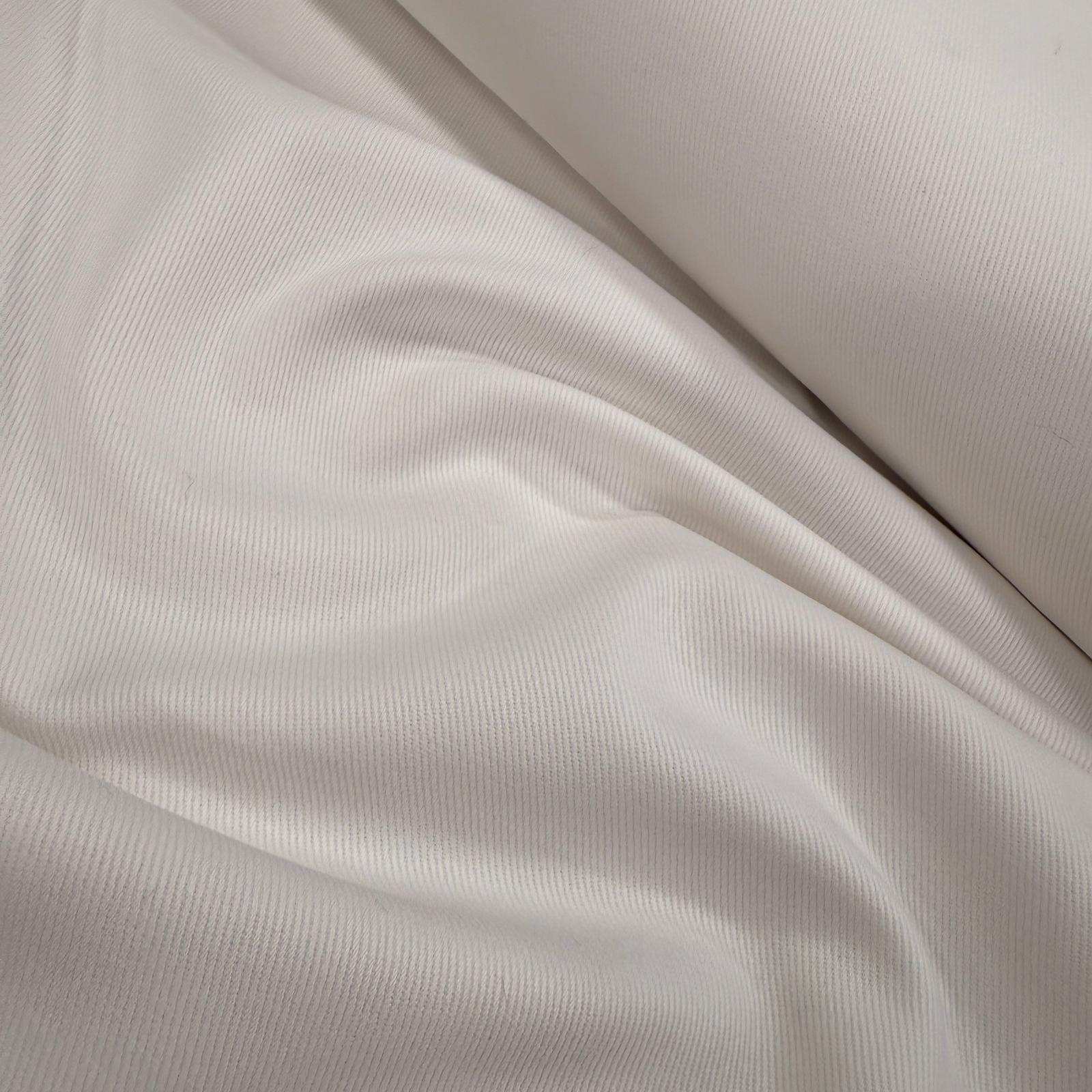 Kırık Beyaz Pamuk Gabardin Kumaş
