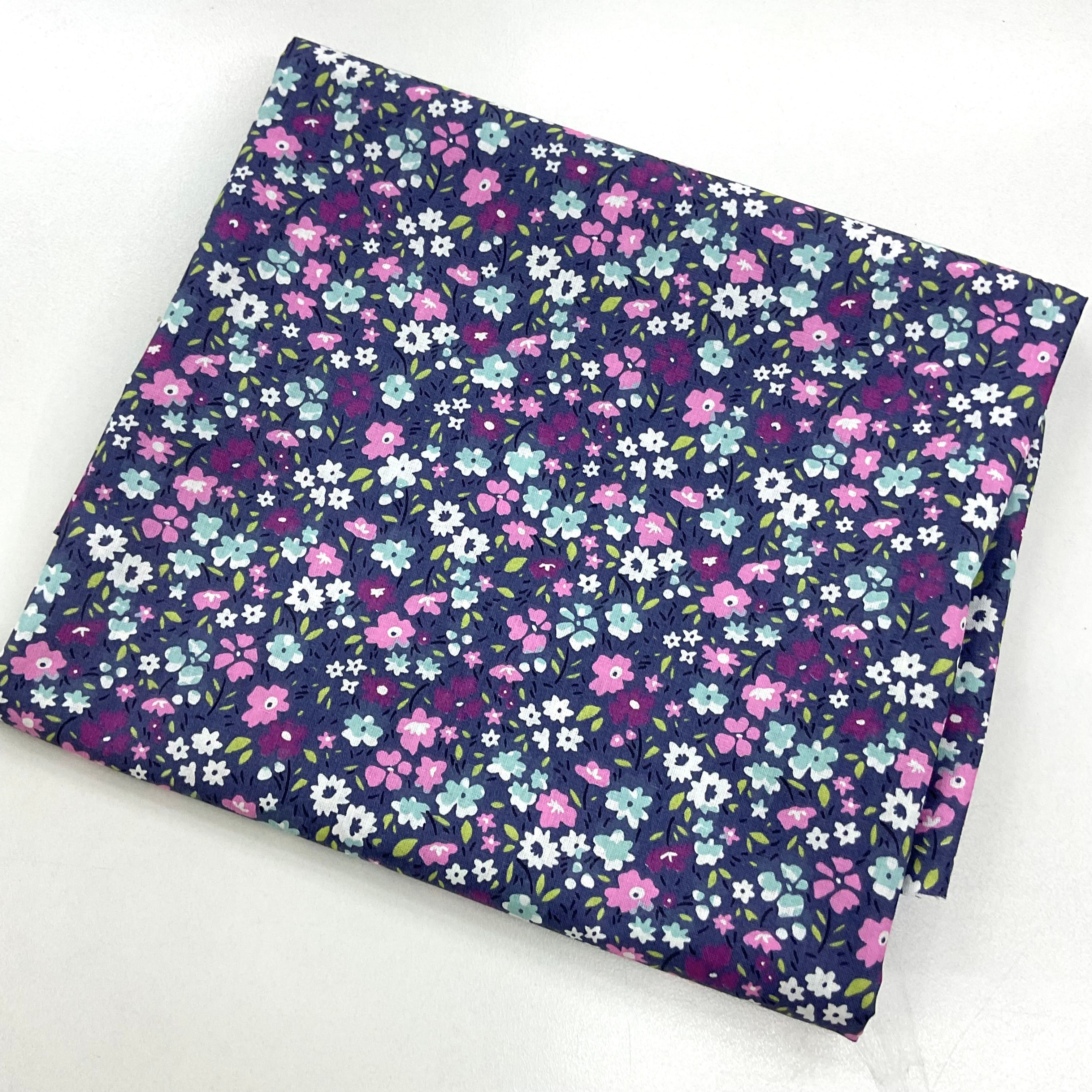 Lila Bahçe 50*80 Cm Parça Poplin Kumaş