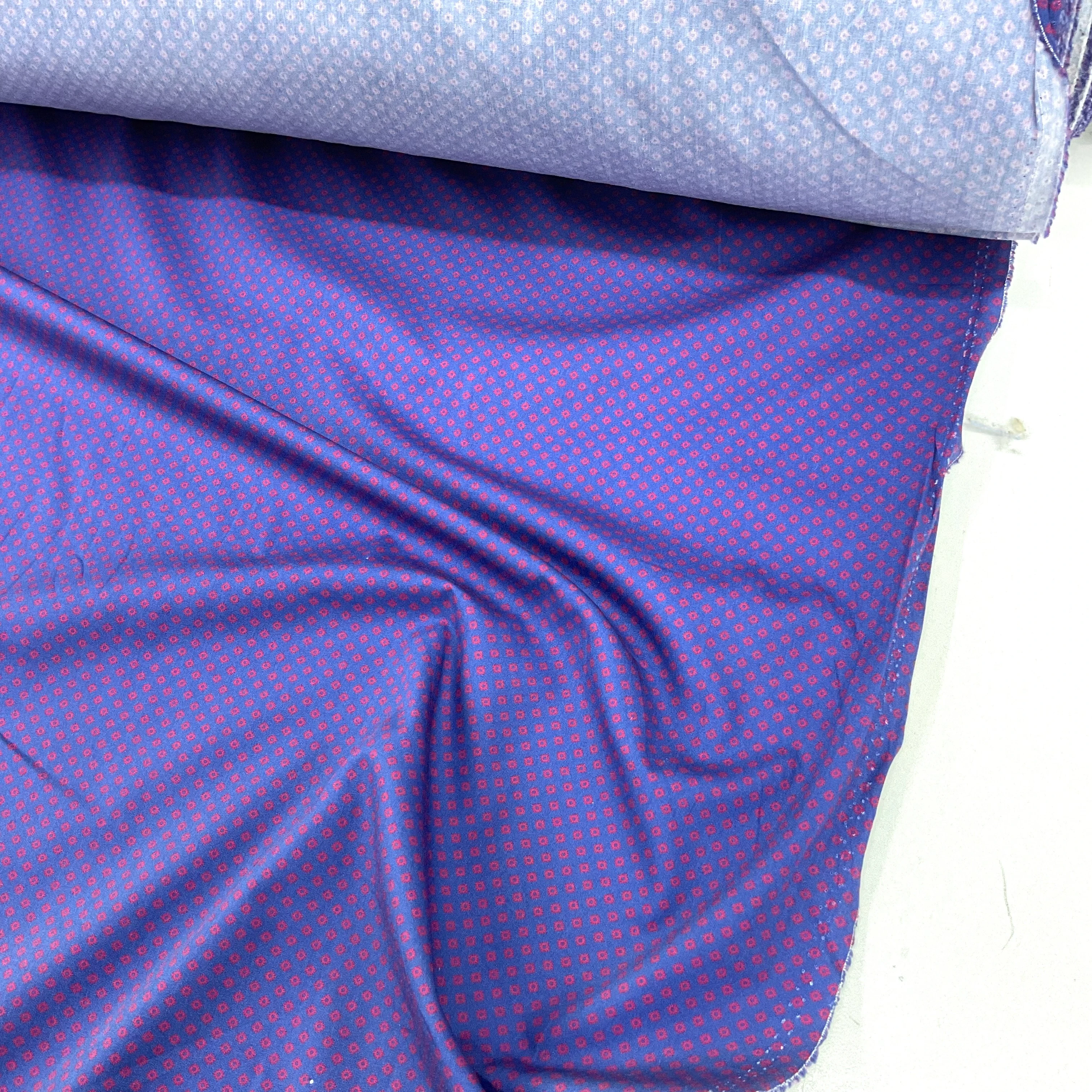 Morciverte Kırmızı Çiçekler 50/1 Poplin Kumaş