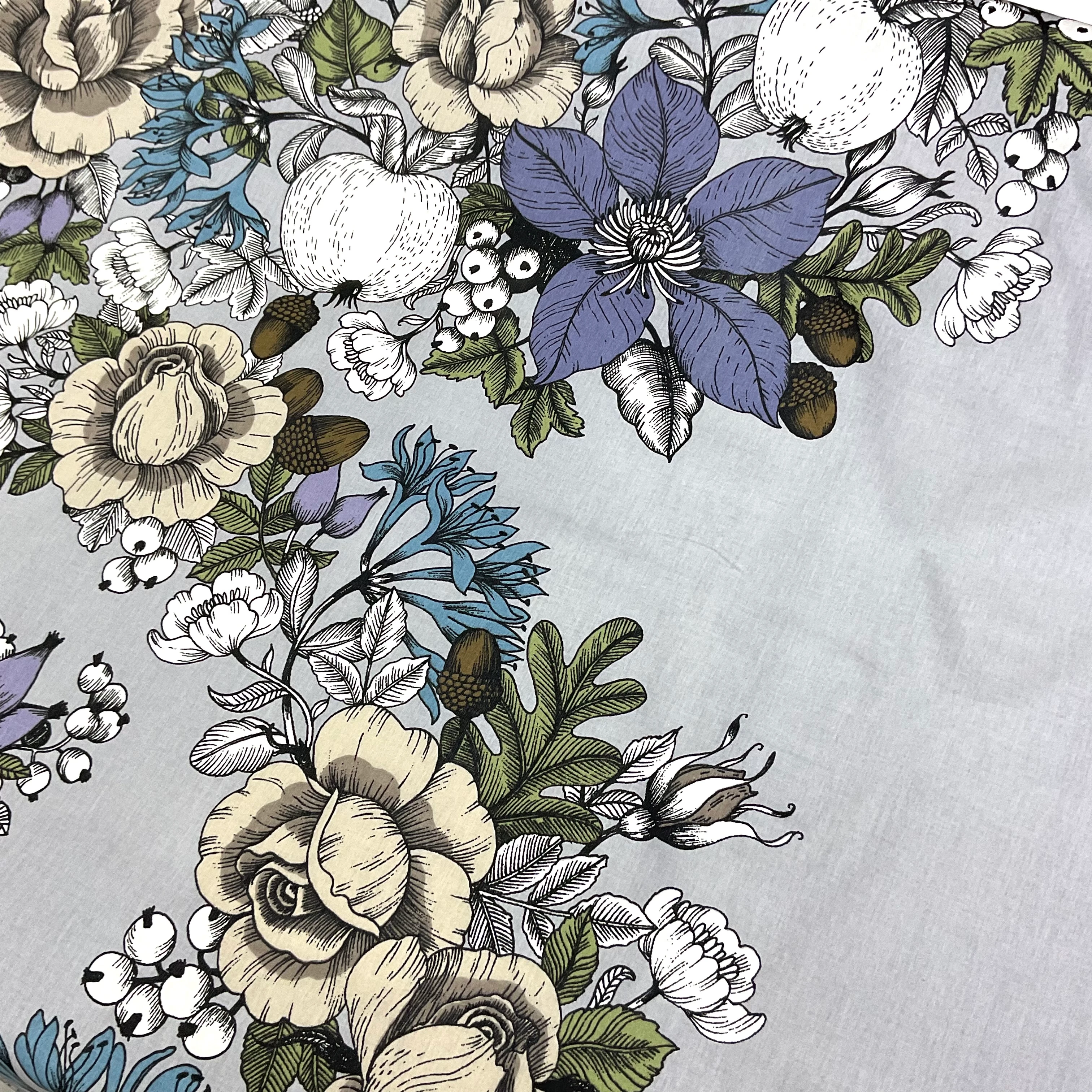 Gri Bej Güller Sert Poplin Kumaş