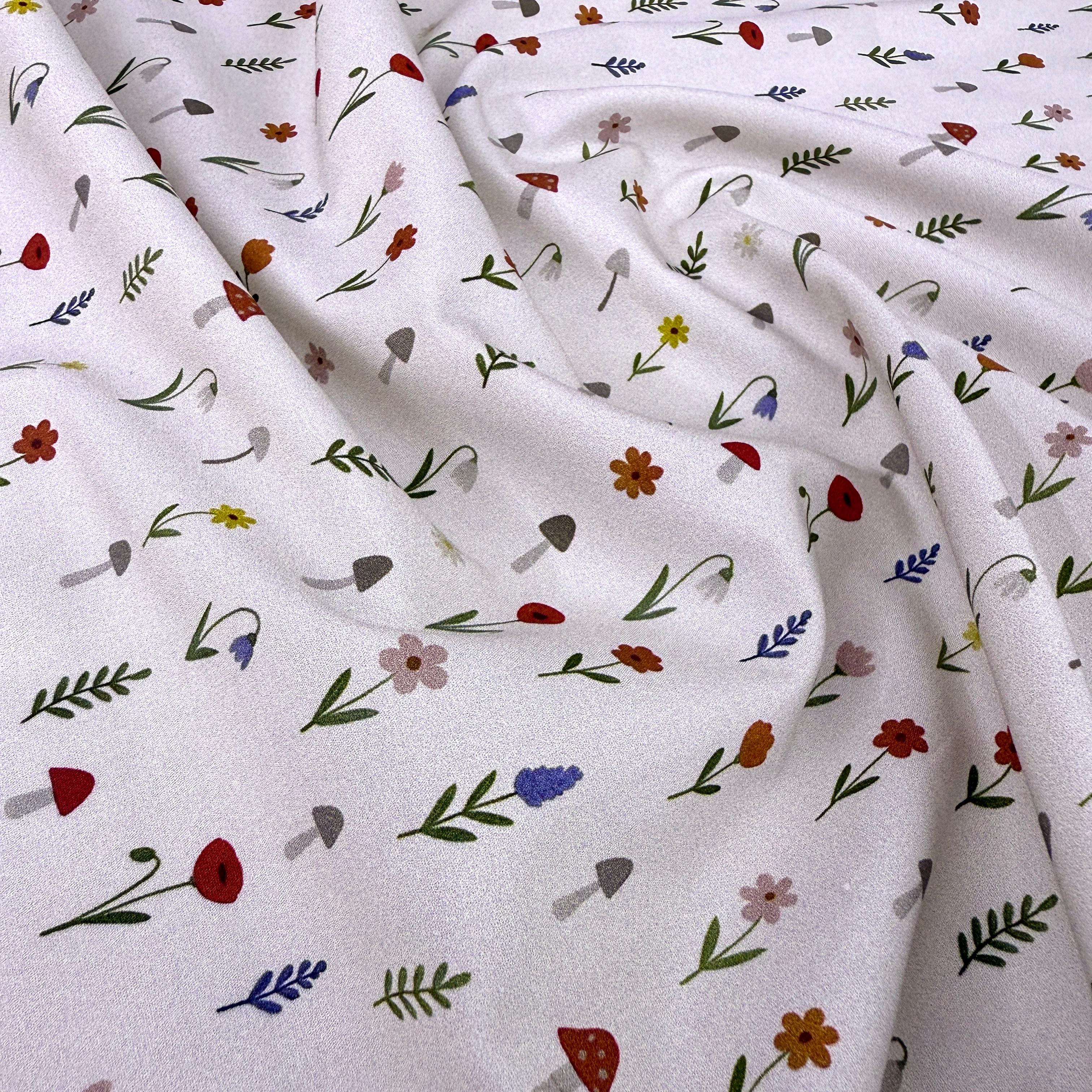 Mantarlar ve Çiçekler İntaşlar Markalı Poplin Kumaş
