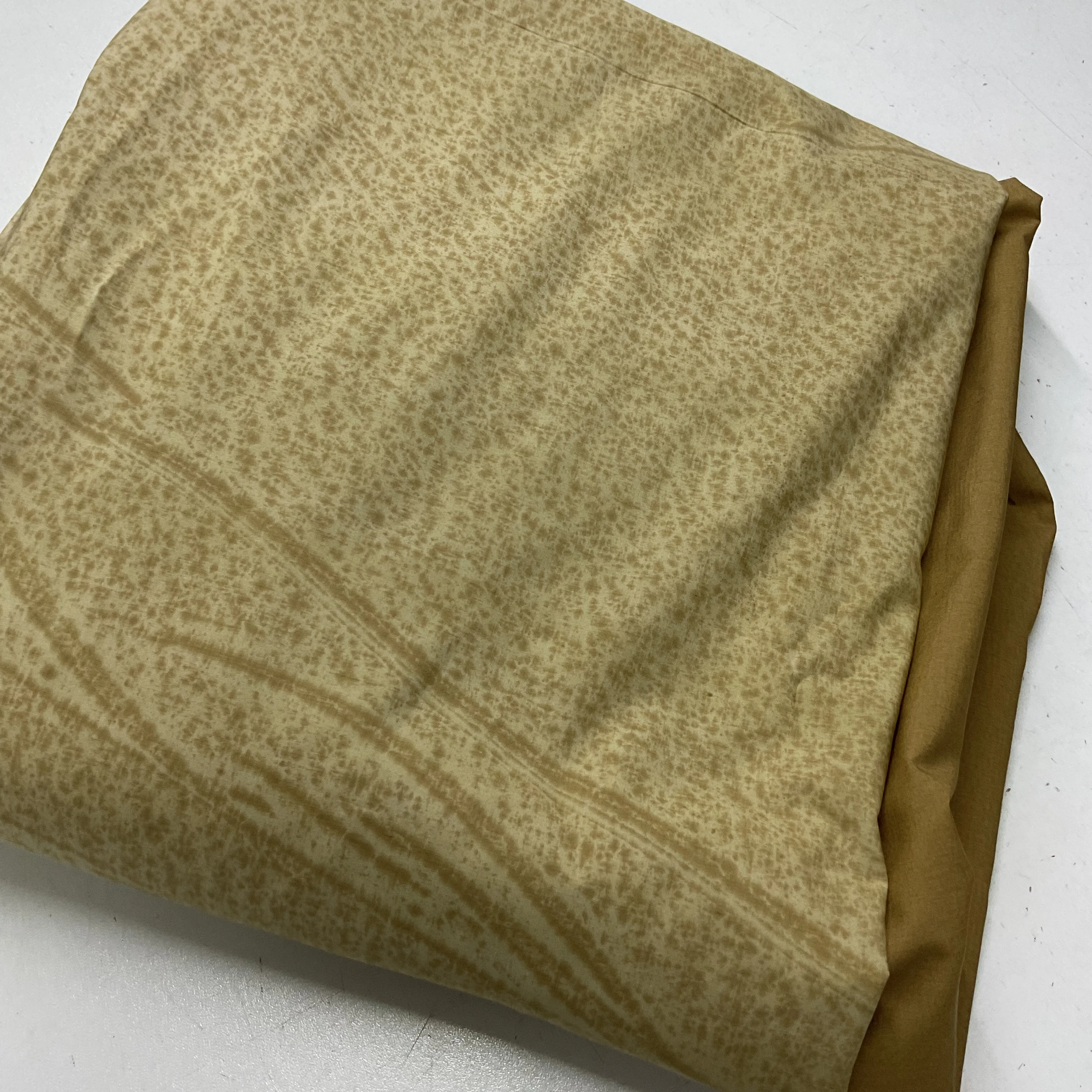 No:53 Defolu Karışık Parça Kumaşlar 1700 gr