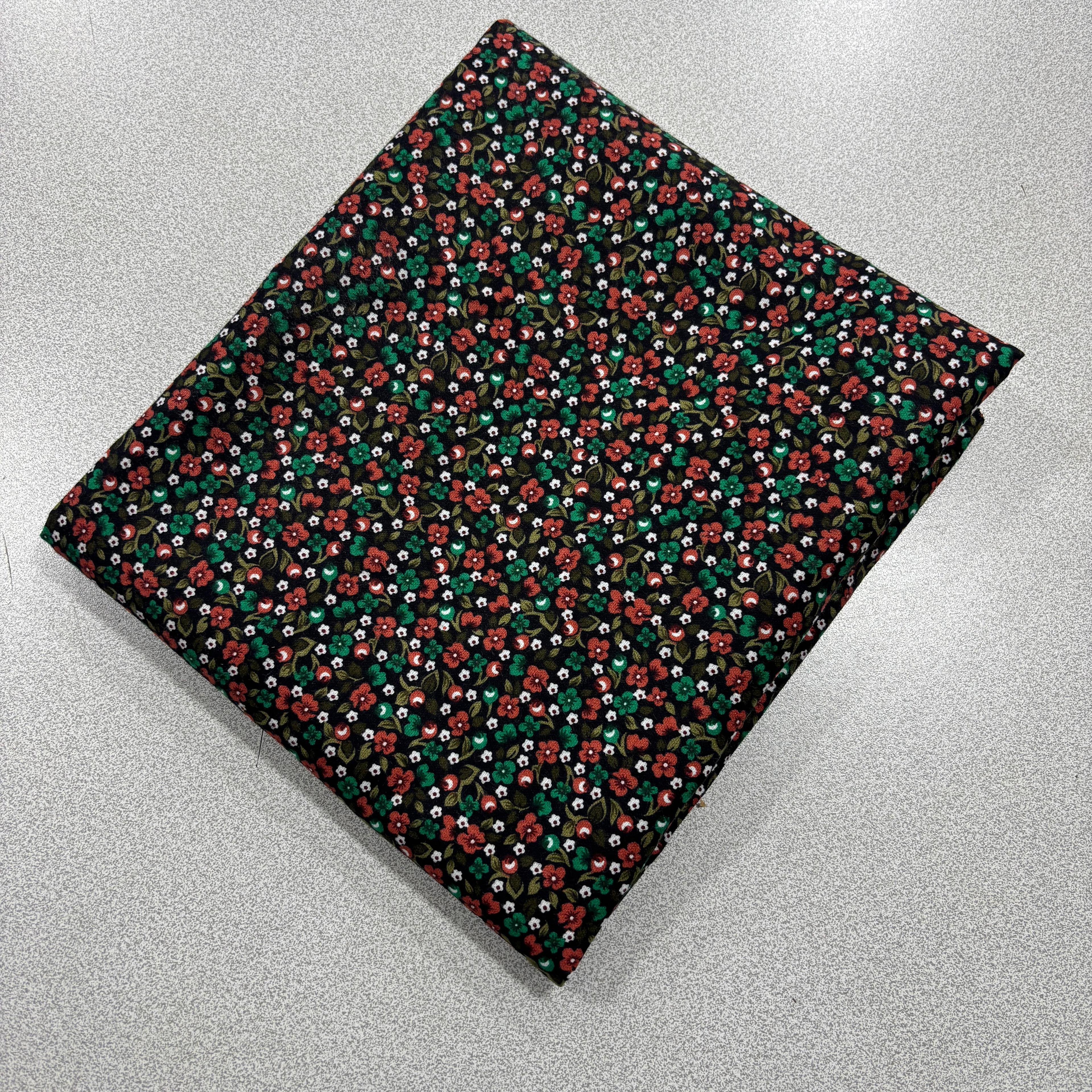 Çıtır Çiçekler 160*90 Cm Parça Divitin Pazen Kumaş