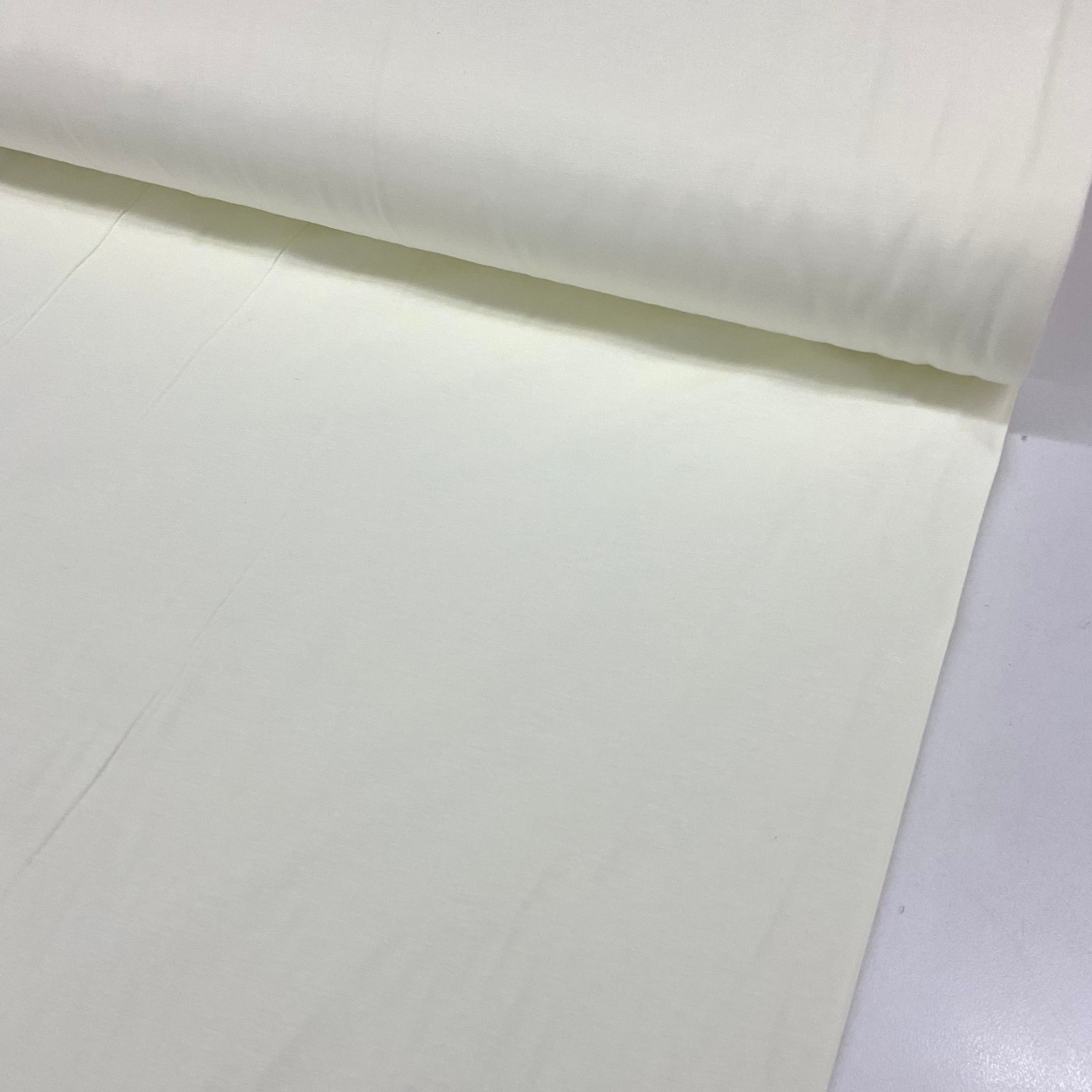 Ekru Polyesterli Poplin Kumaş