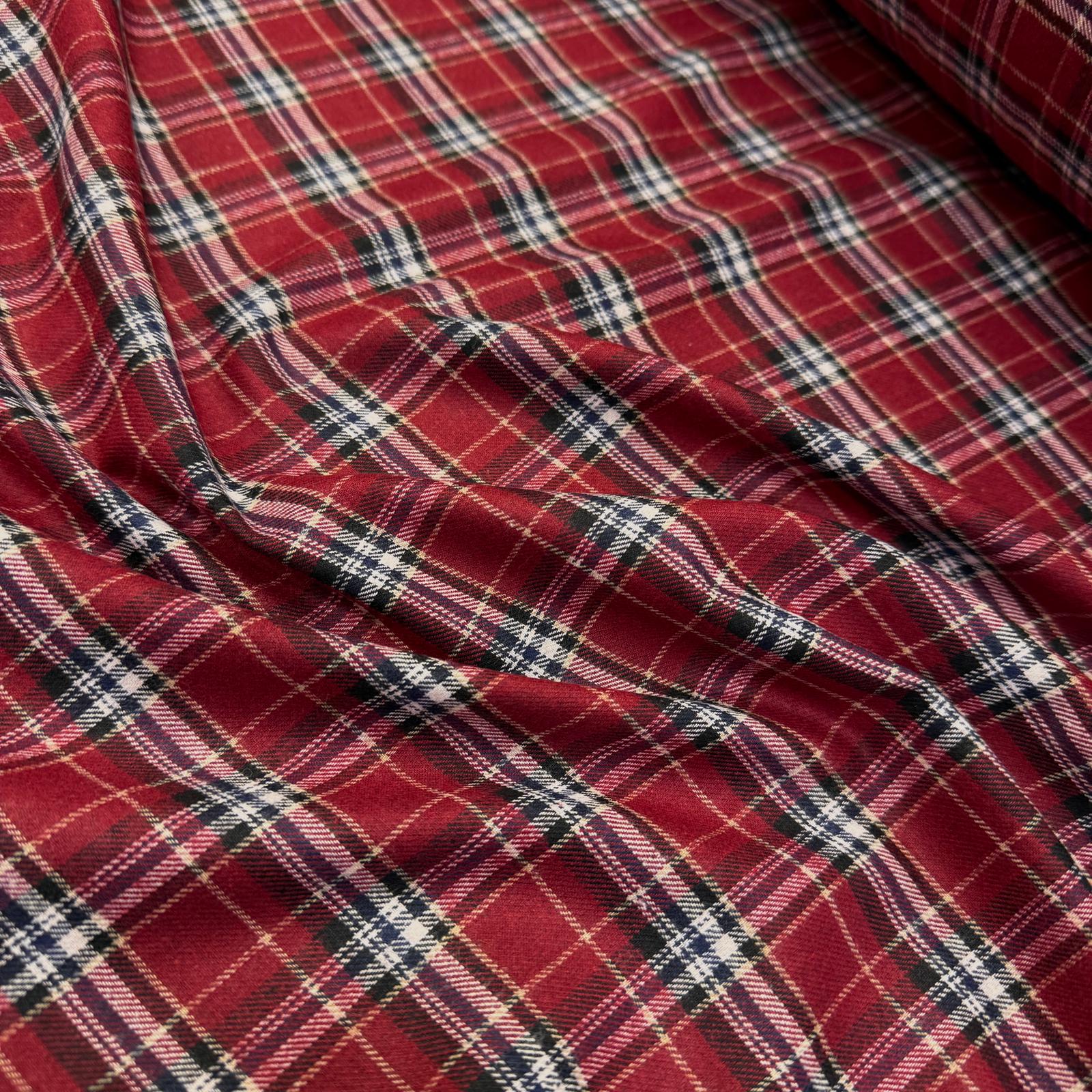 Kırmızı Beyaz Ekoseler %100 Pamuklu Kumaş