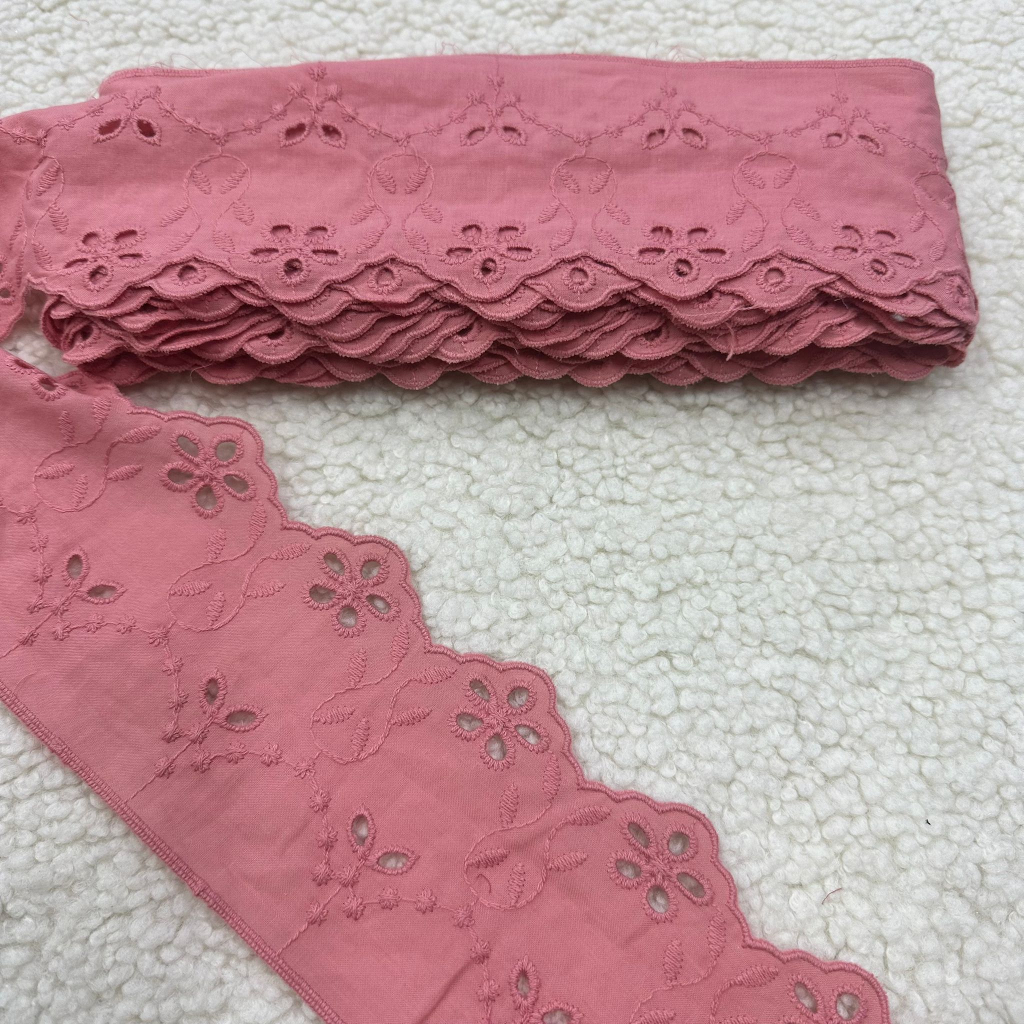 G-39 Mercan Top Fisto Güpür