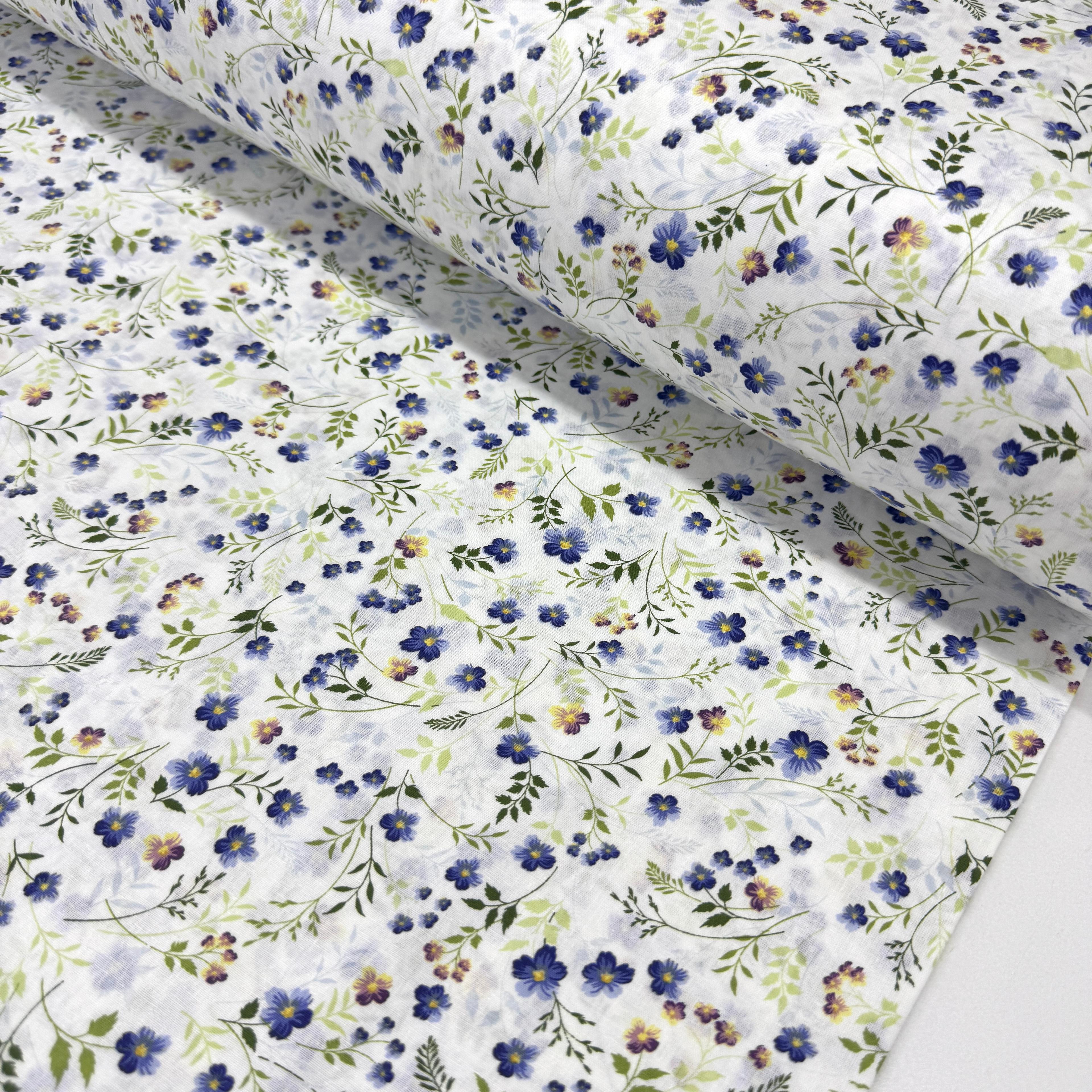 Daisy Mavi Çiçek Poplin Kumaş