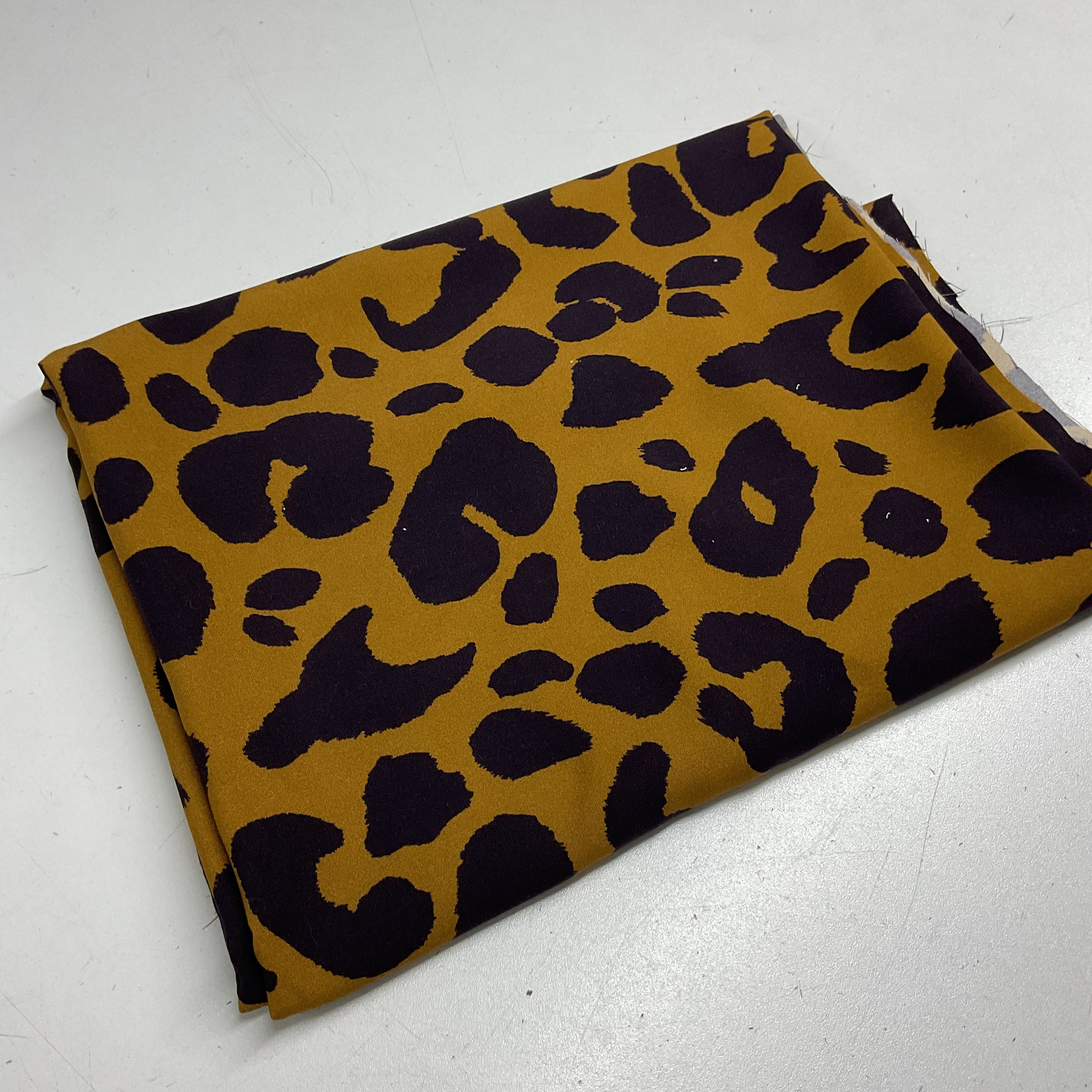 Kahve Leopar 100*140 cm Parça Viskon Kumaş 