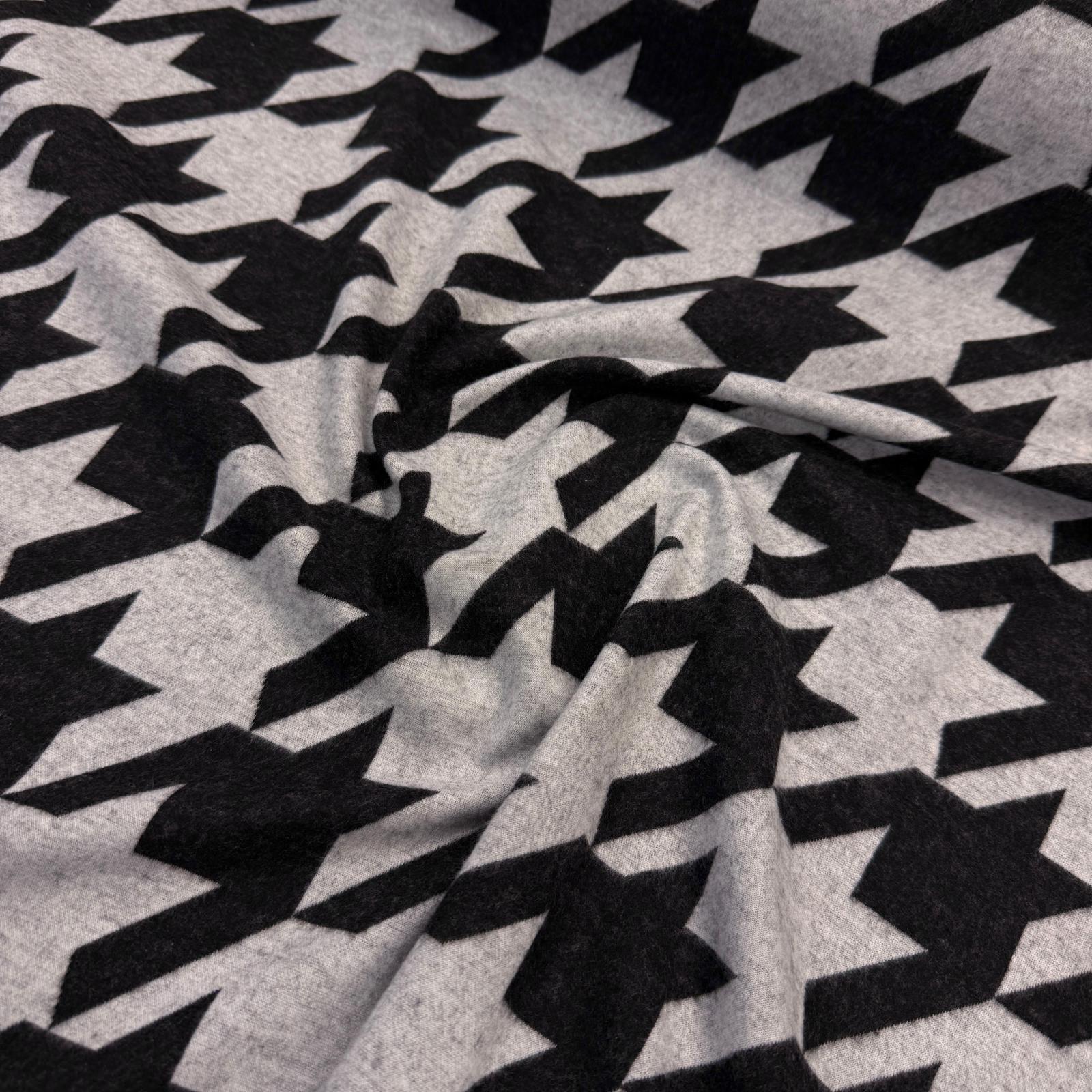 Büyük Kazayağı İnce Dökümlü Likralı Polar Kumaş