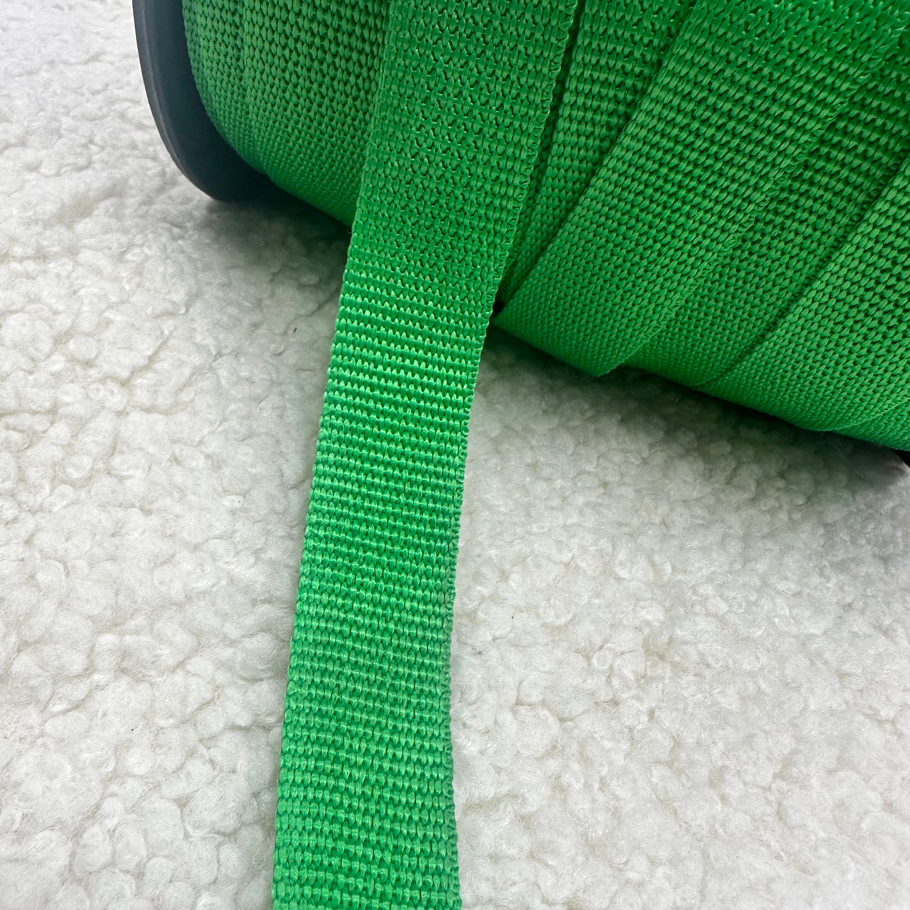 Yeşil Polyester 2 Cm Çanta Kolonu Sapı