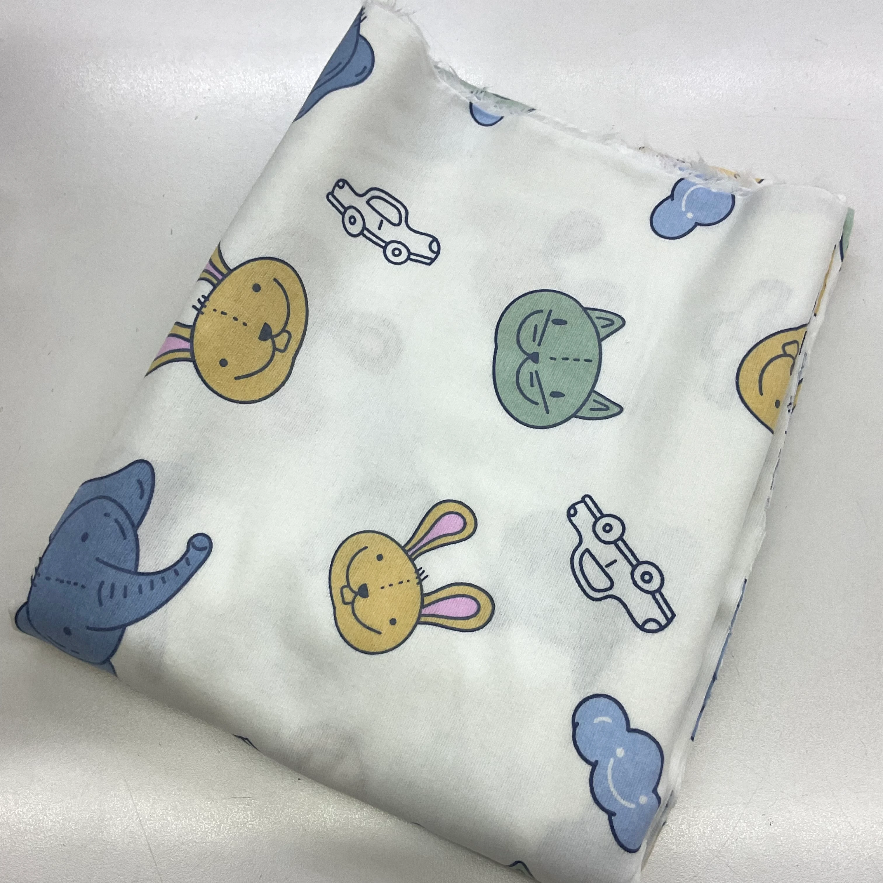 Tatlı Kafalar 100*240 Cm Parça Pazen Kumaş 