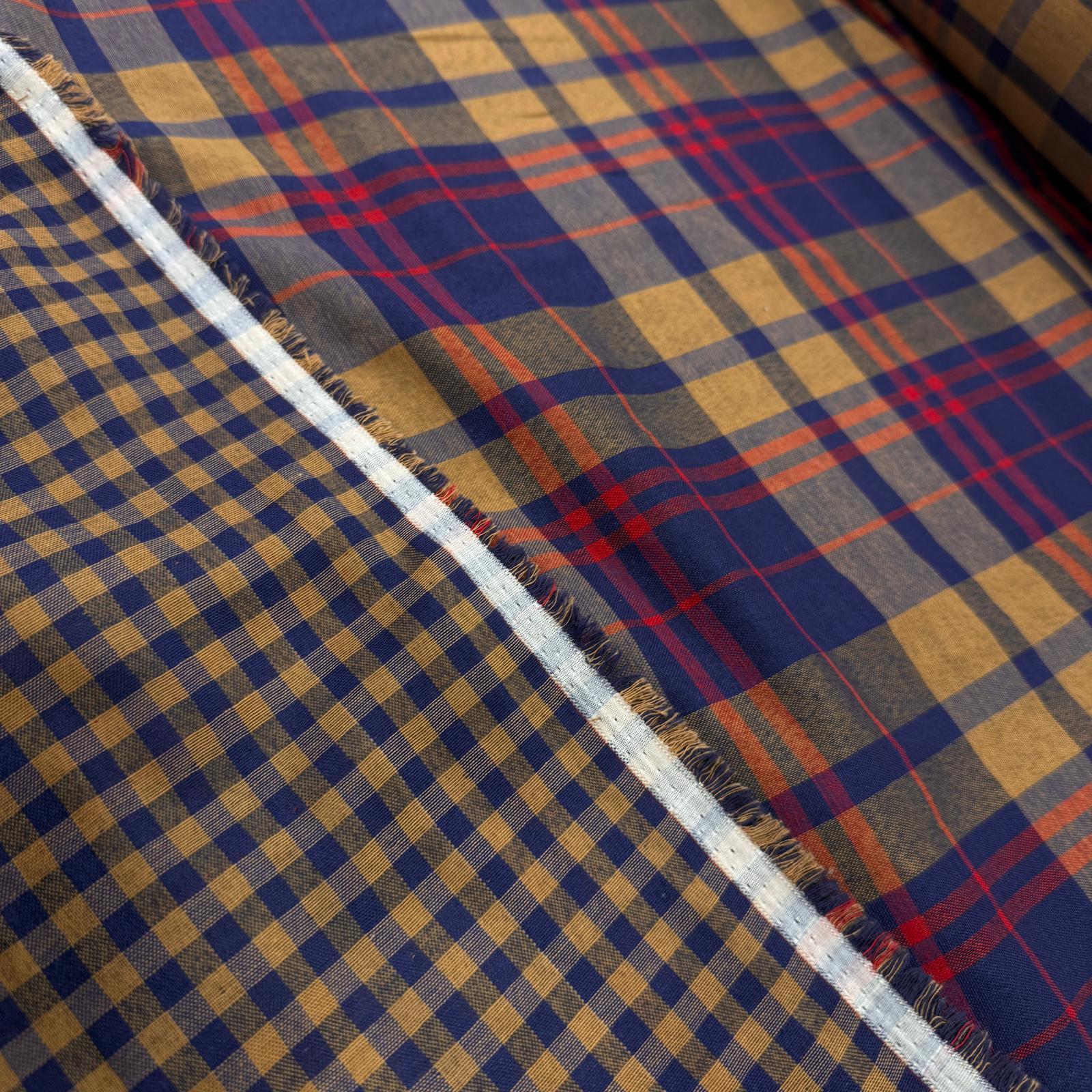 Özel Üretim Bej-Bej İpliği Boyalı Çift Taraflı Ekose Zefir Kumaş