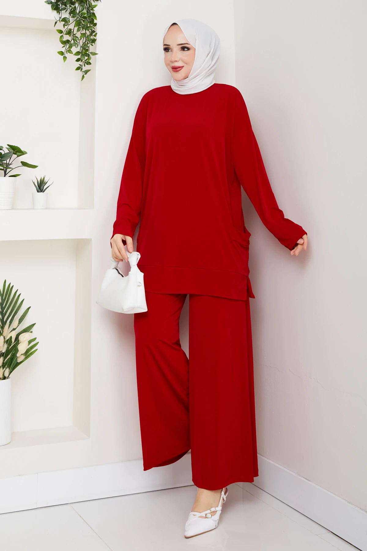 YANLARI CEPLİ SANDY PANTOLONLU TAKIM - Kırmızı