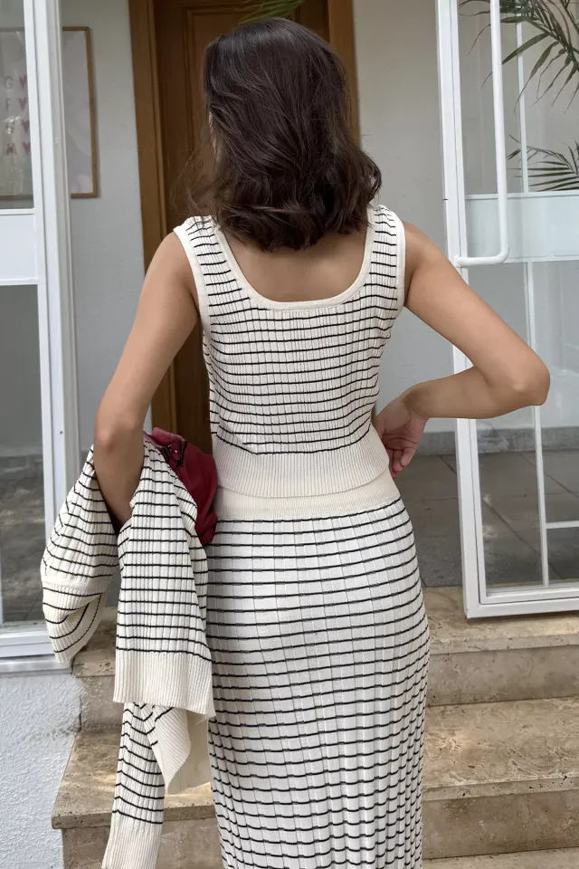 Şık Çizgili Crop Bluz Kazak Etek Triko Üçlü Takım