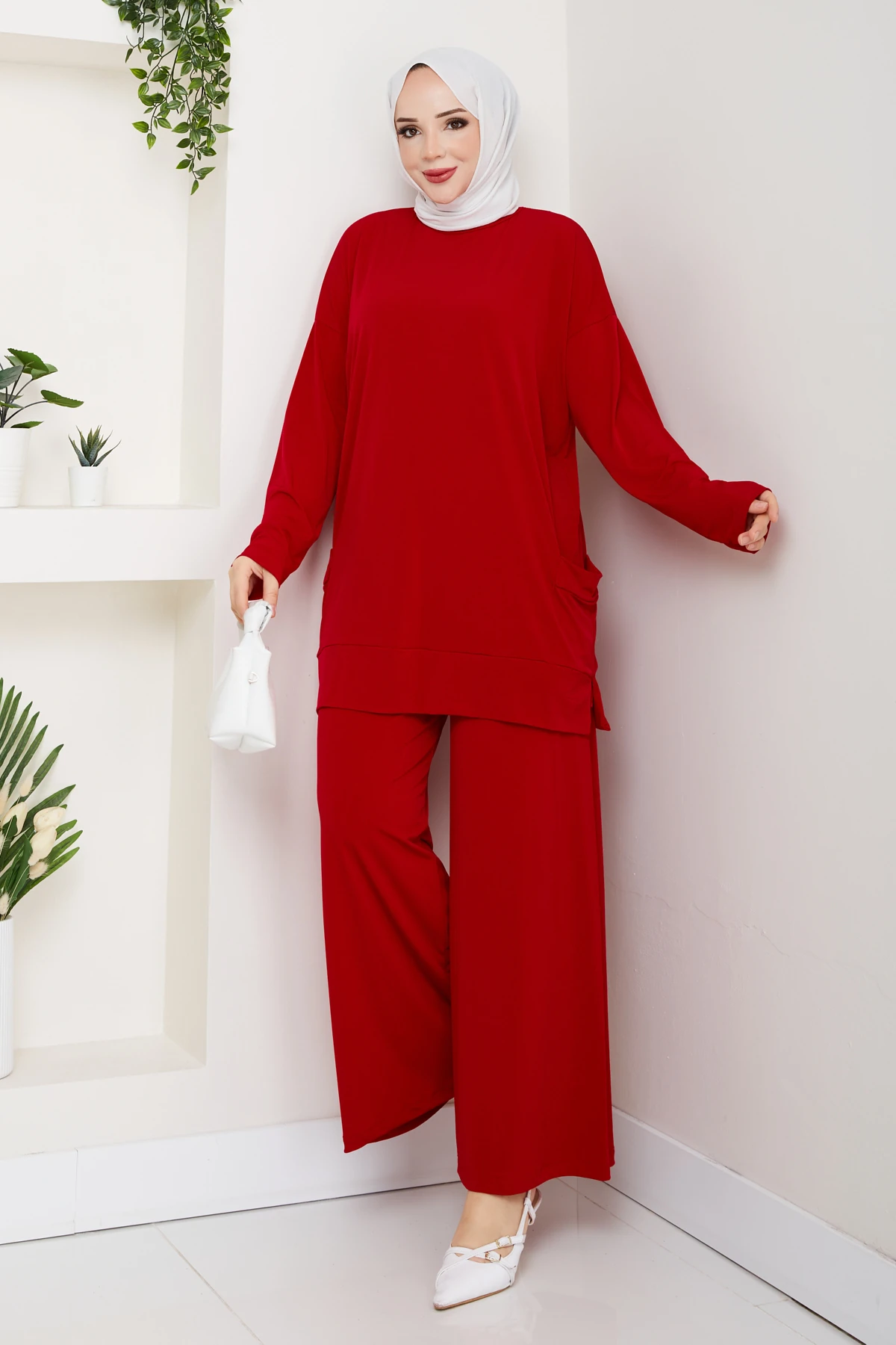 YANLARI CEPLİ SANDY PANTOLONLU TAKIM