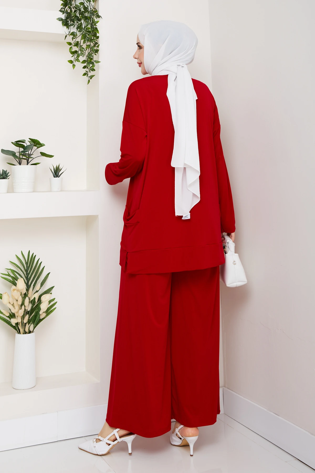 YANLARI CEPLİ SANDY PANTOLONLU TAKIM