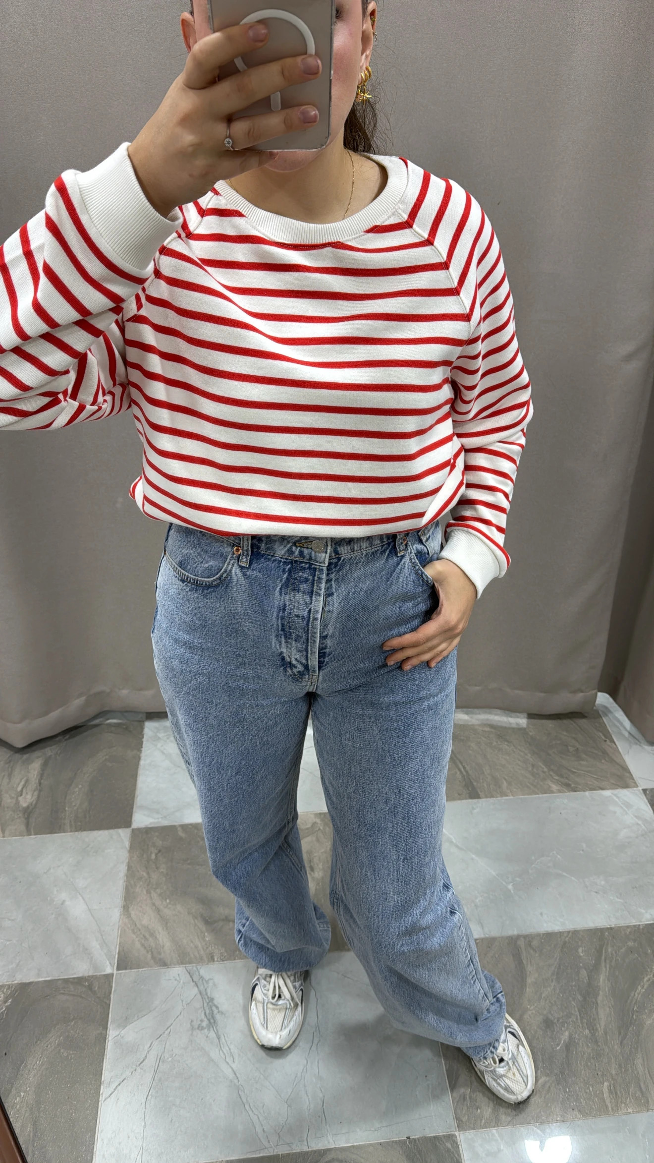 HM KIRMIZI BEYAZ ÇİZGİLİ SWEAT