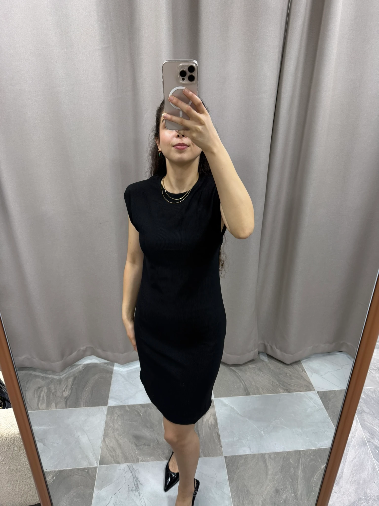 VATKALI ÇİZGİ DETAY ELBİSE - SİYAH