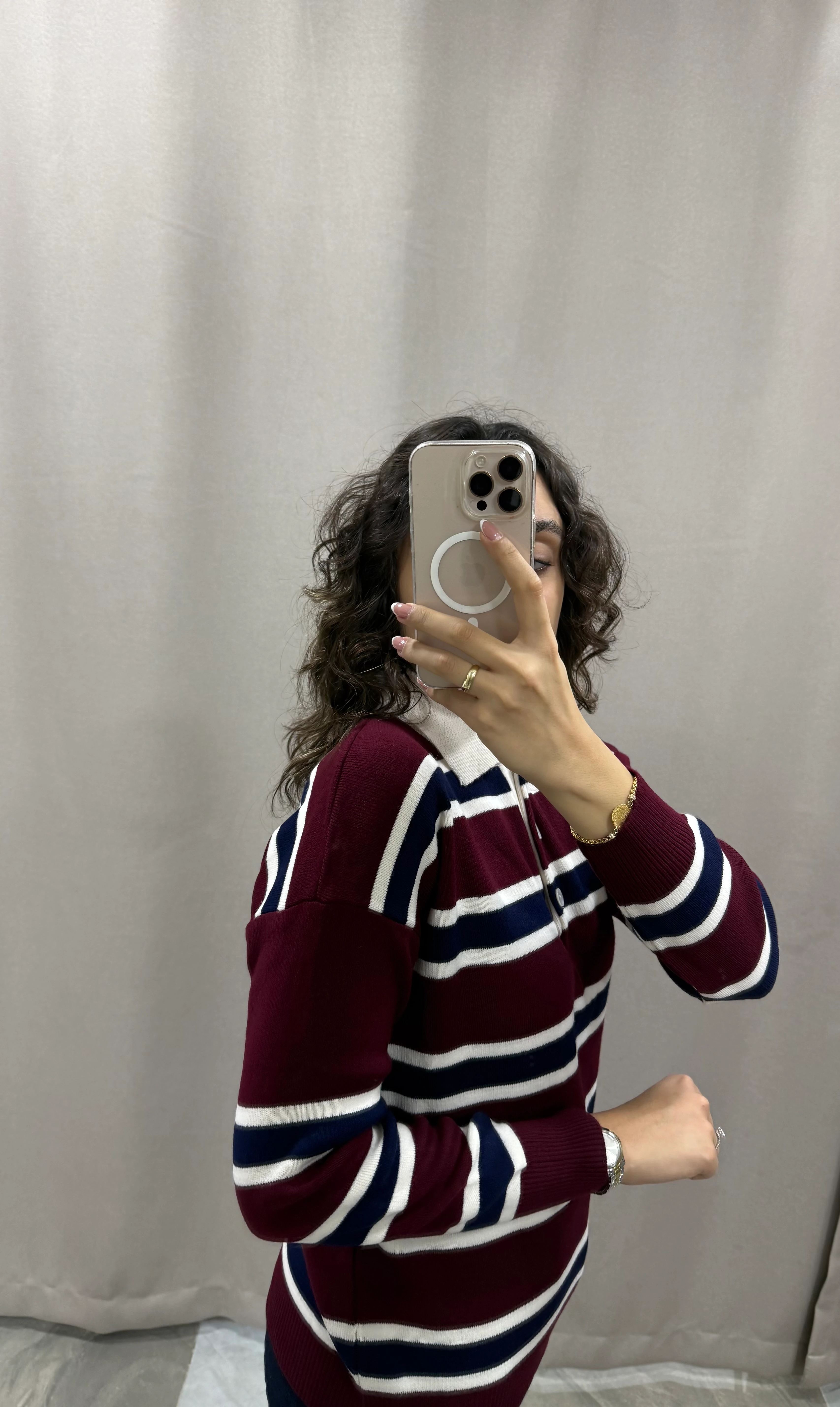 ÇİZGİLİ YAKALI KAZAK