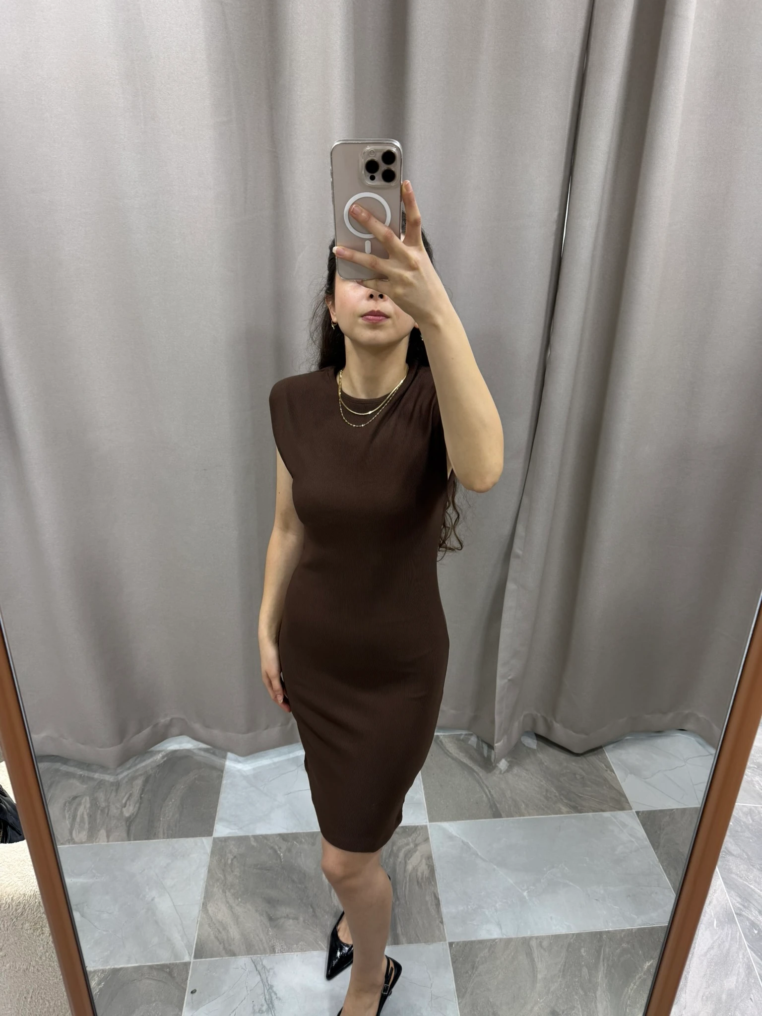 VATKALI ÇİZGİ DETAY ELBİSE - KAHVERENGİ