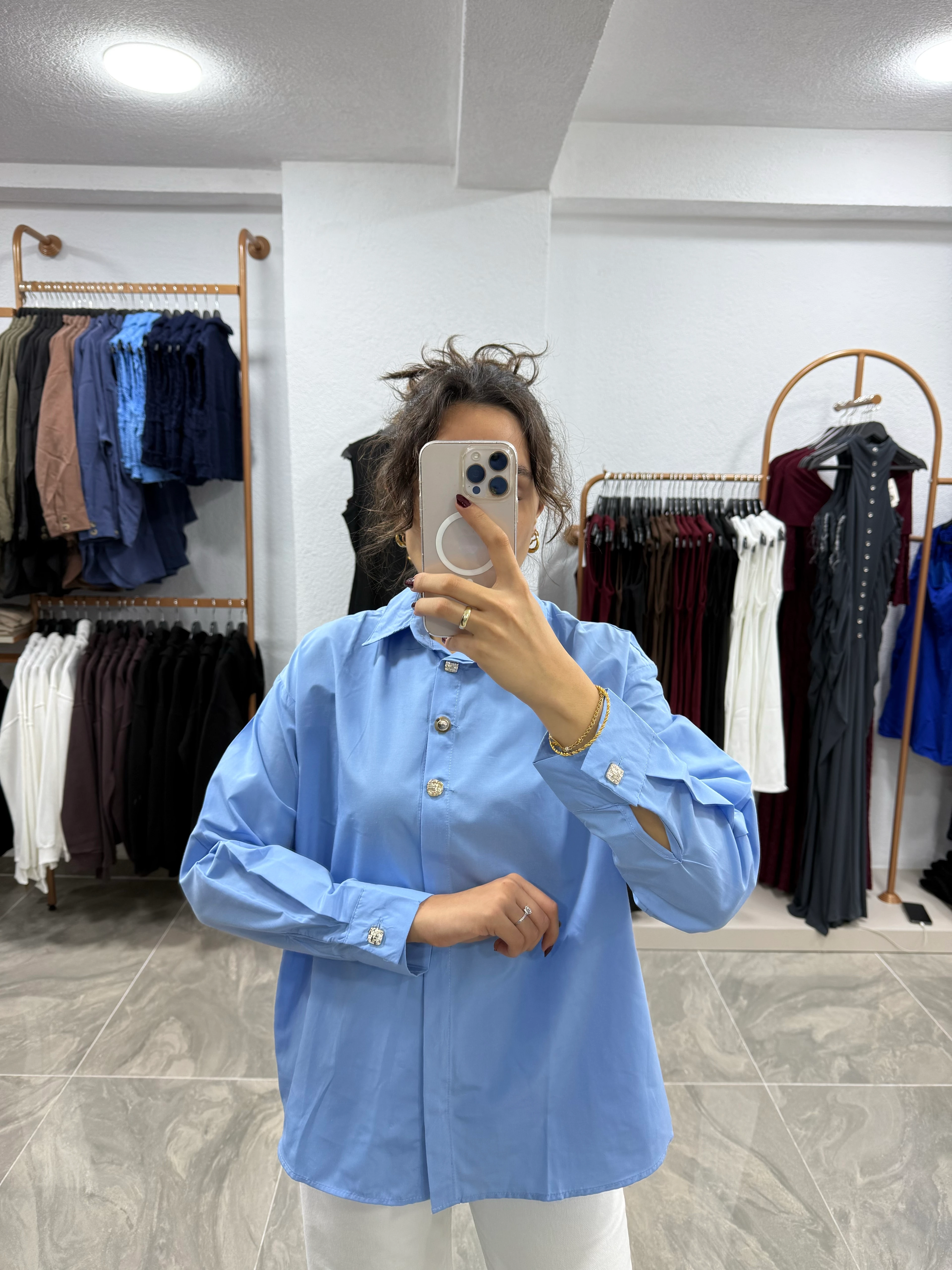 GOLD DÜĞME DETAYLI GÖMLEK - MAVİ