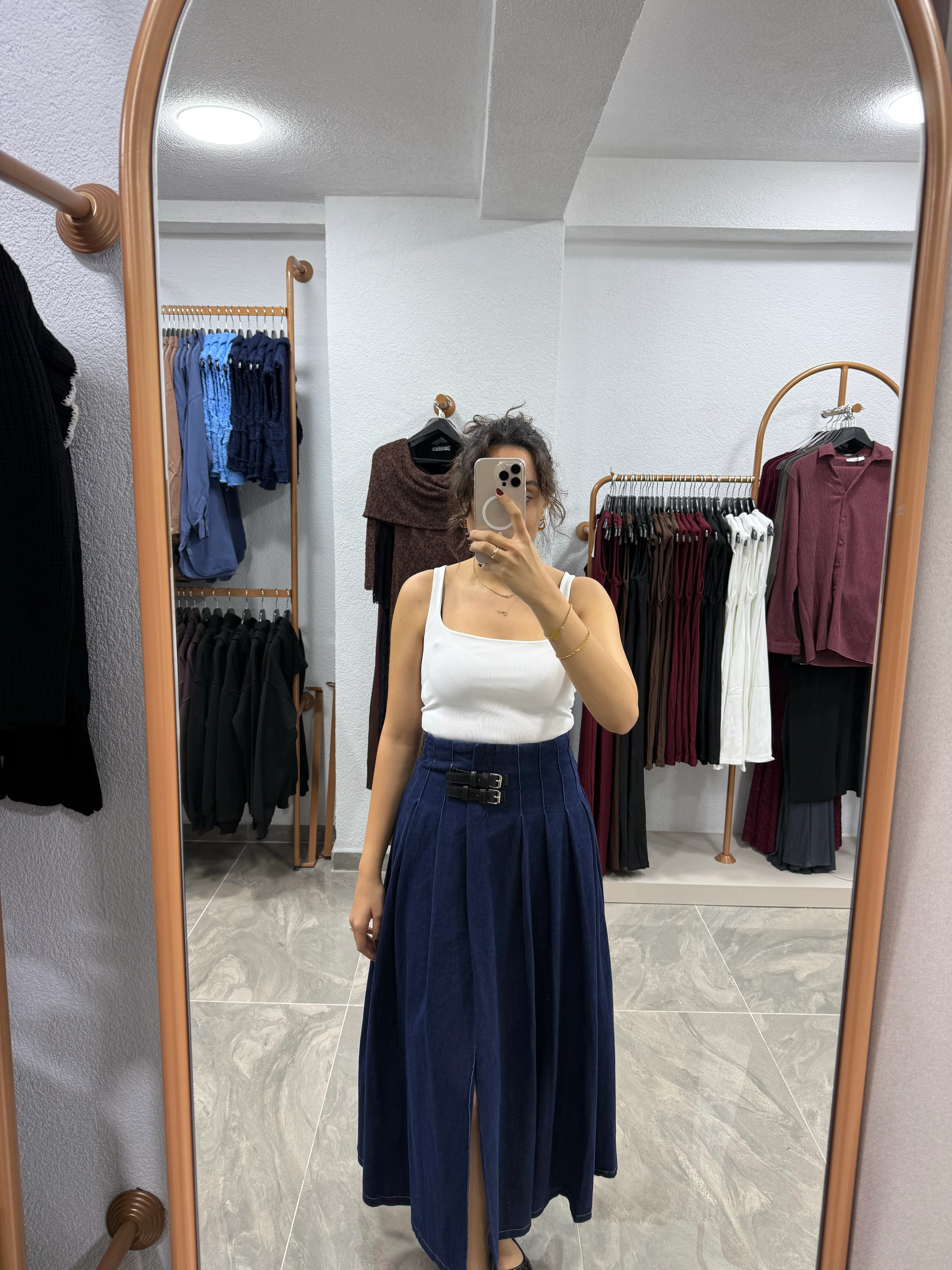 TOKA DETAYLI YIRTMAÇLI PİLELİ KOT ETEK