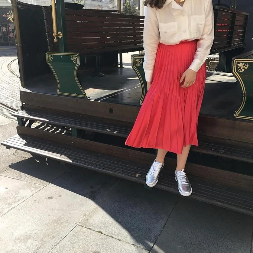 Pembe Piliseli Saten Etek