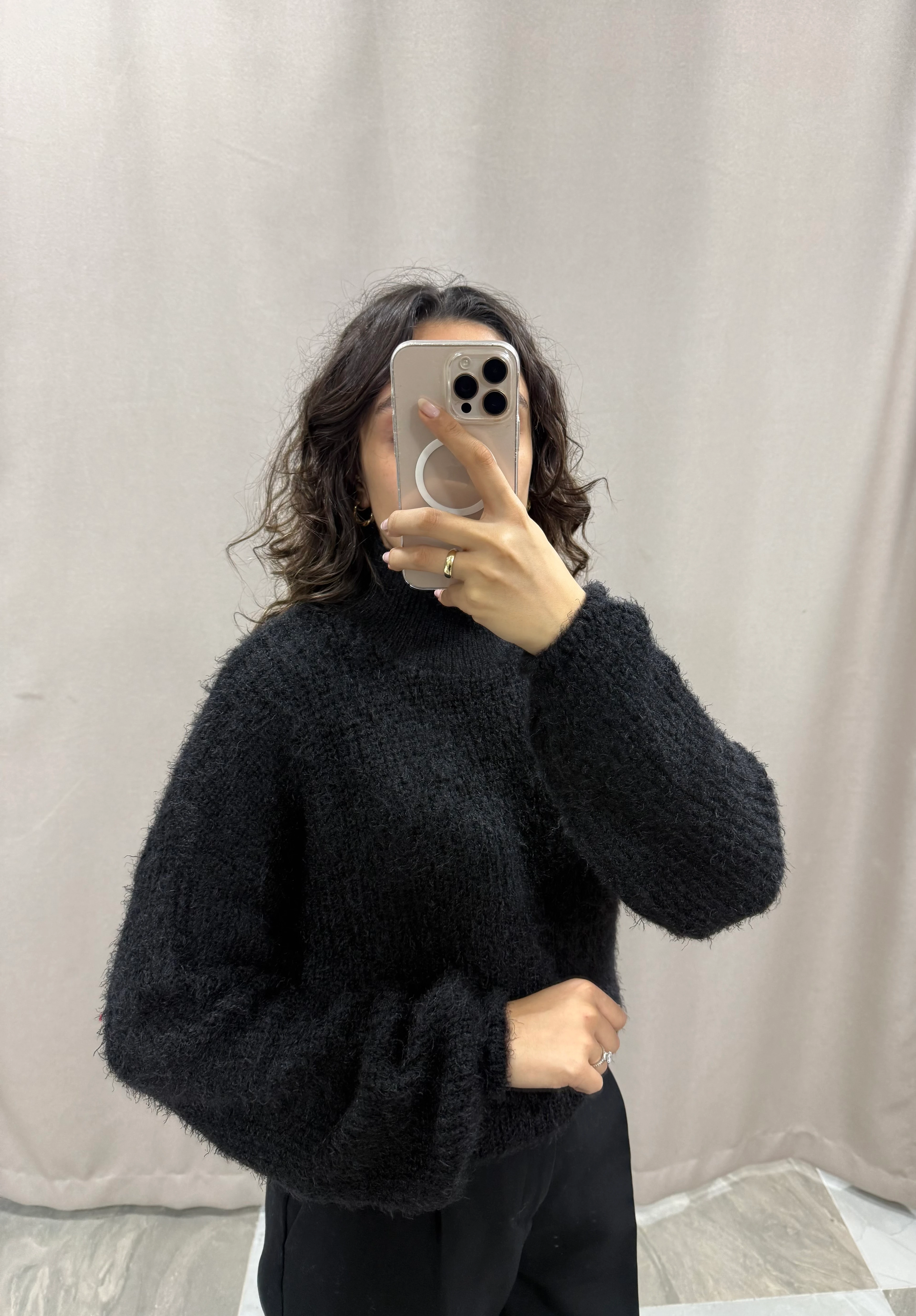 SAKALLI YUMUŞAK DOKU KAZAK