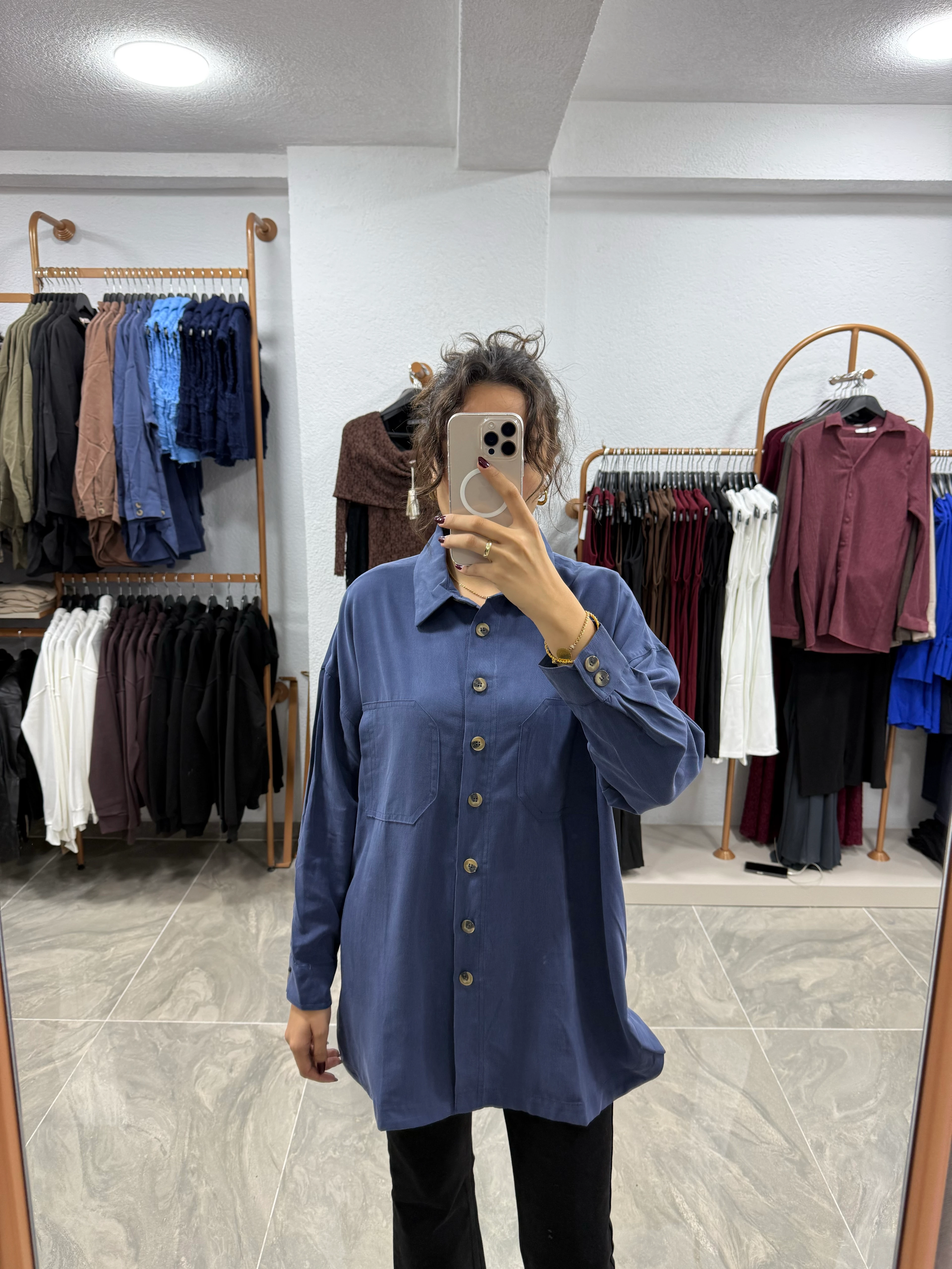 DÜĞMELİ OVERSIZE TENSEL GÖMLEK