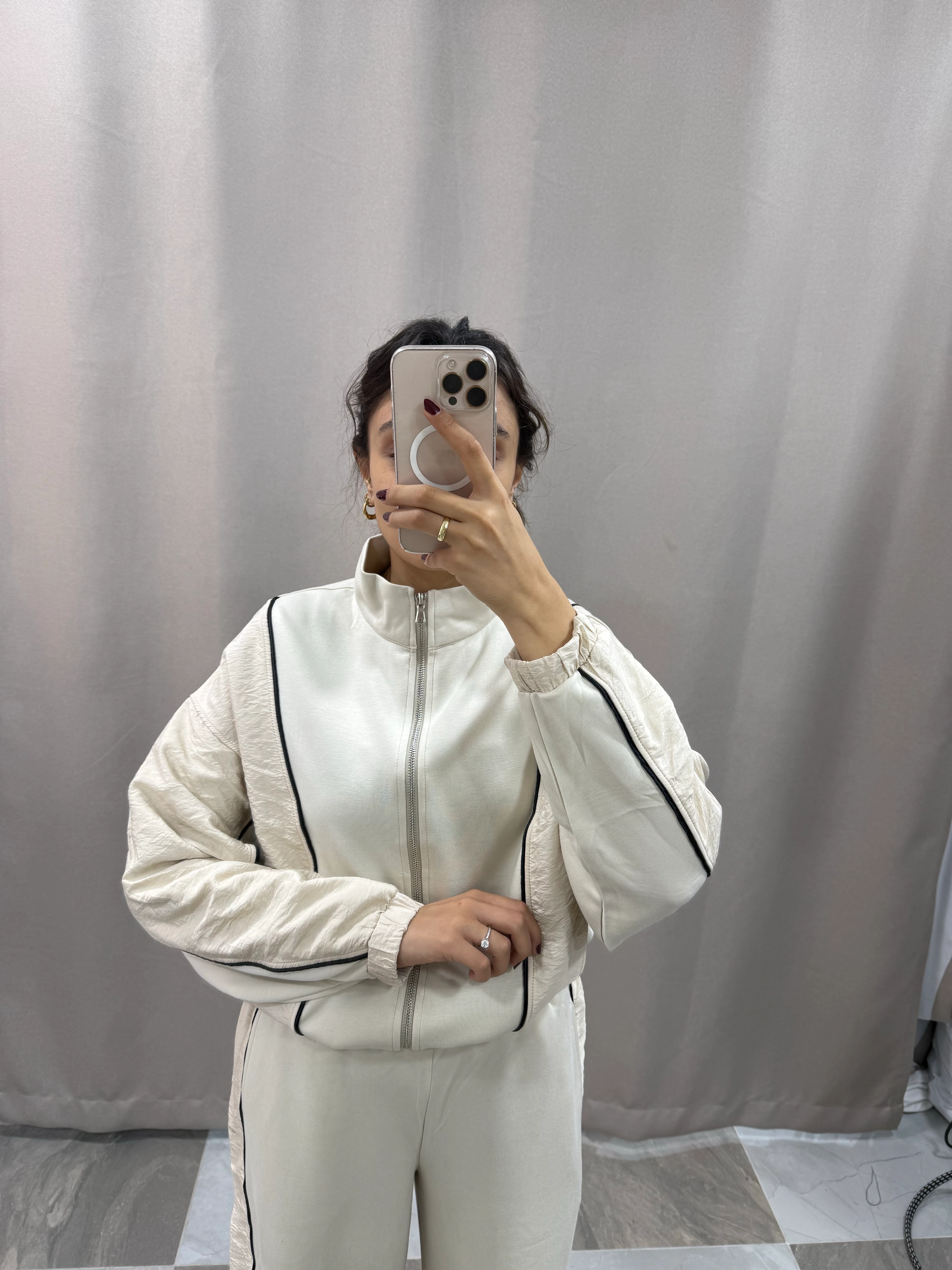 MODAL YAN ŞERİT EŞOFMAN TAKIMI 