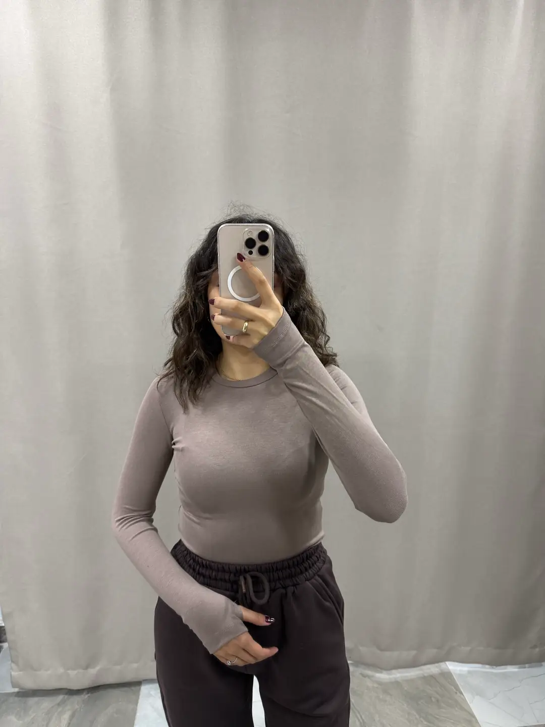 PARMAK GEÇMELİ BODY  - KAHVERENGİ