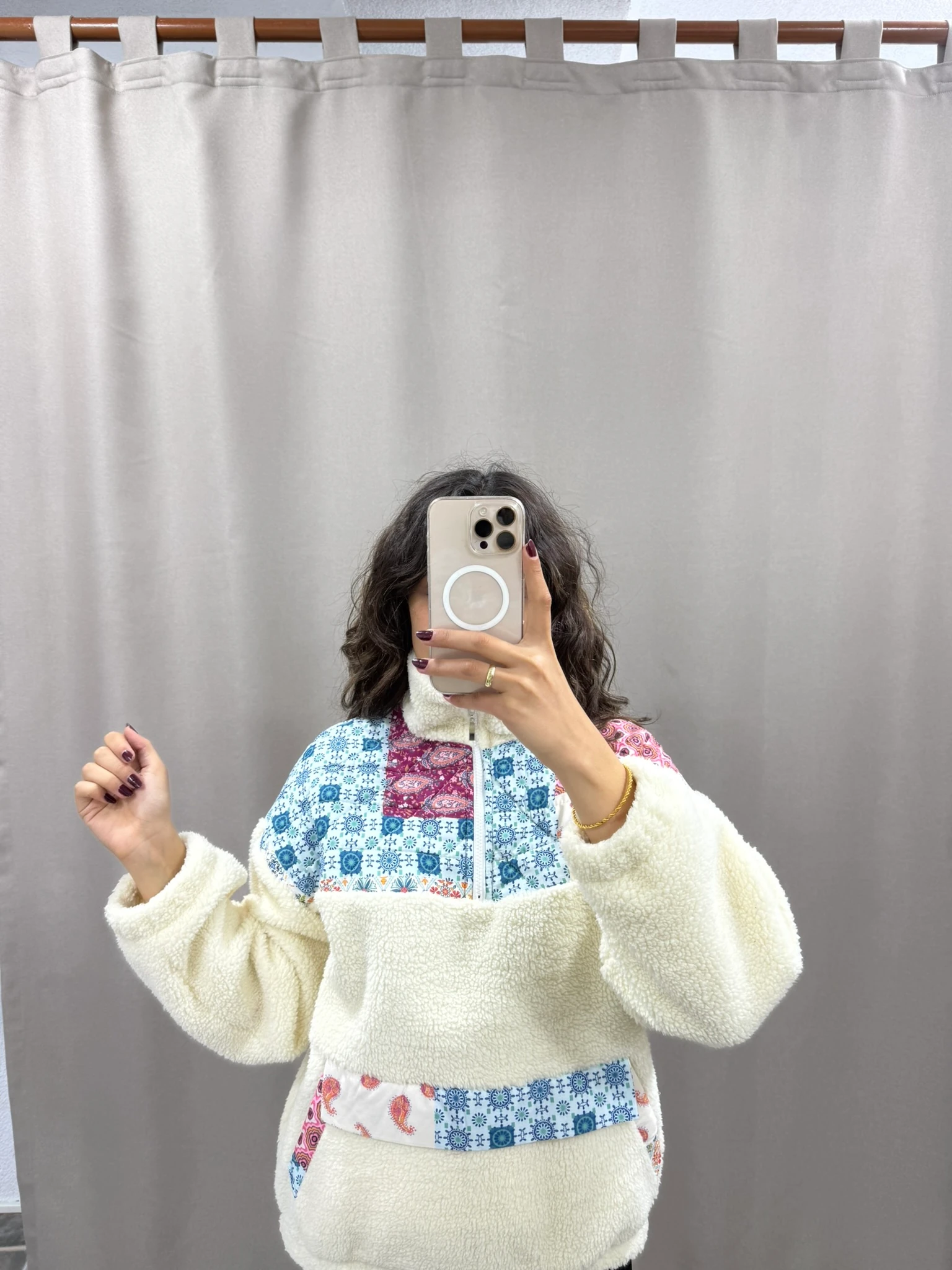 PELUŞ KANGURU SWEATSHIRT - BAKLAVA DESEN