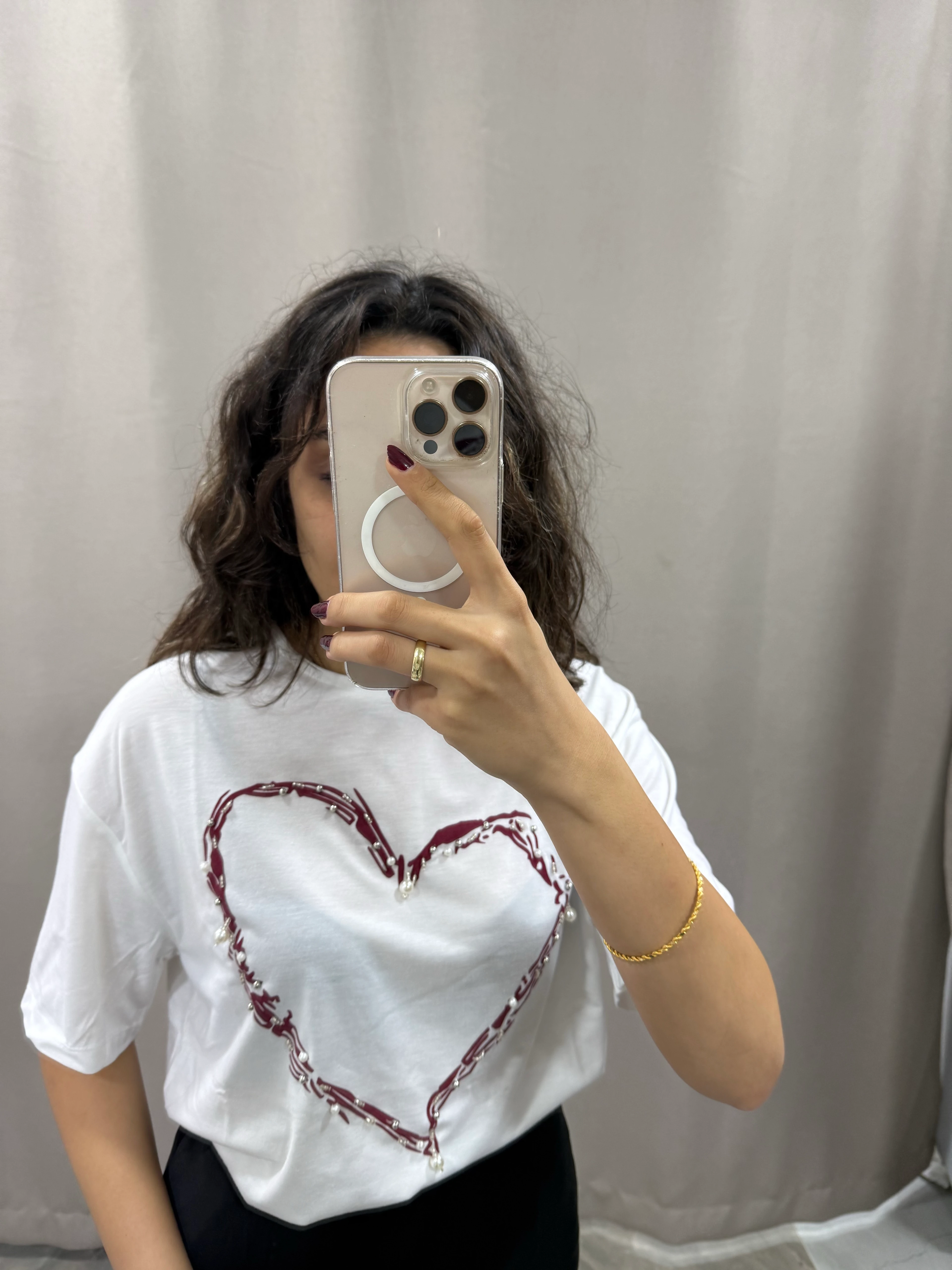 İNCİ AKSESUARLI KALP DESENLİ TSHIRT - BORDO